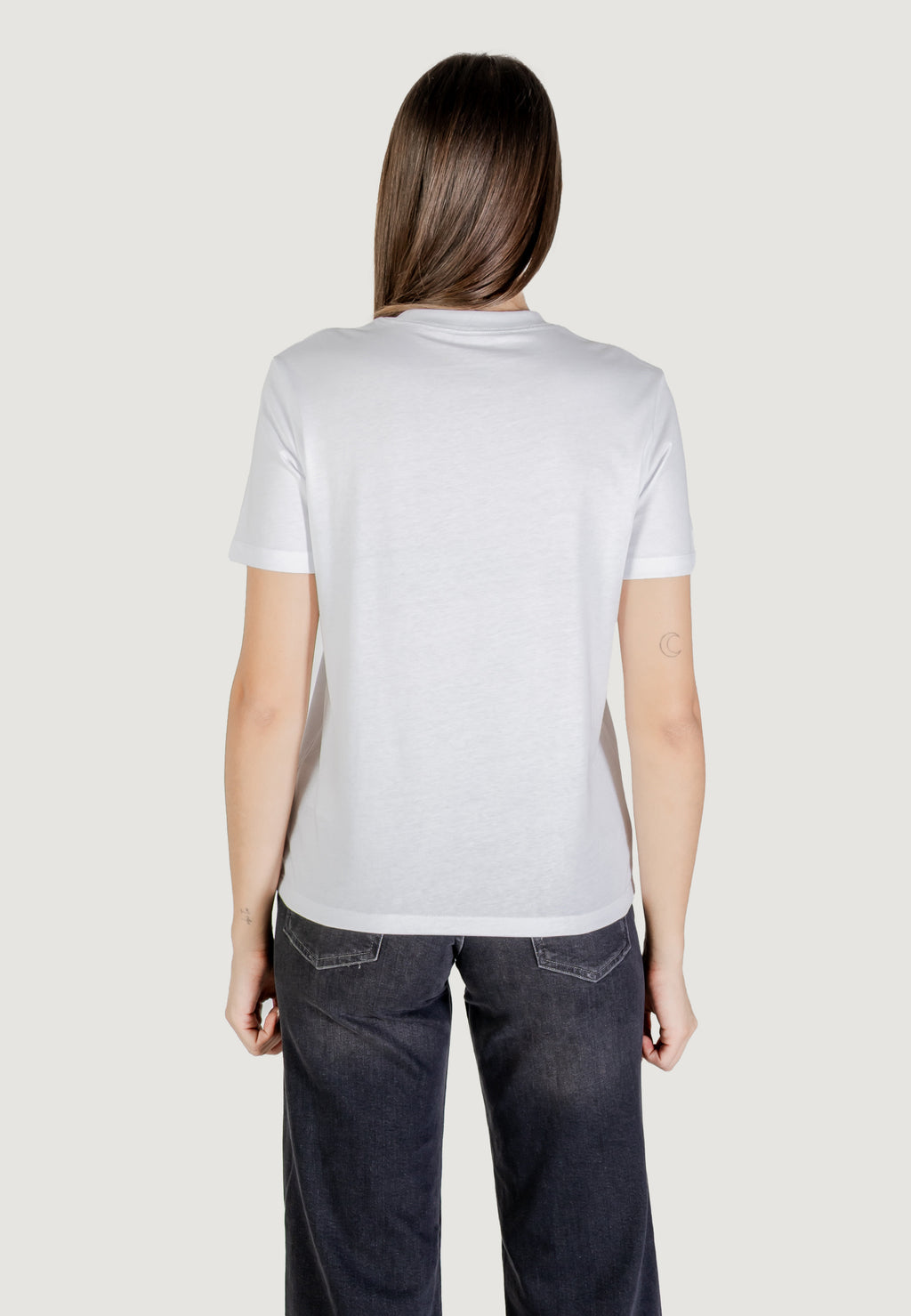 T-shirts Calvin Klein Jeans SS 20s CLASSIC LOGO