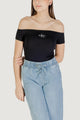 T-shirts Calvin Klein Jeans MONOGRAM OFF SHOULDE