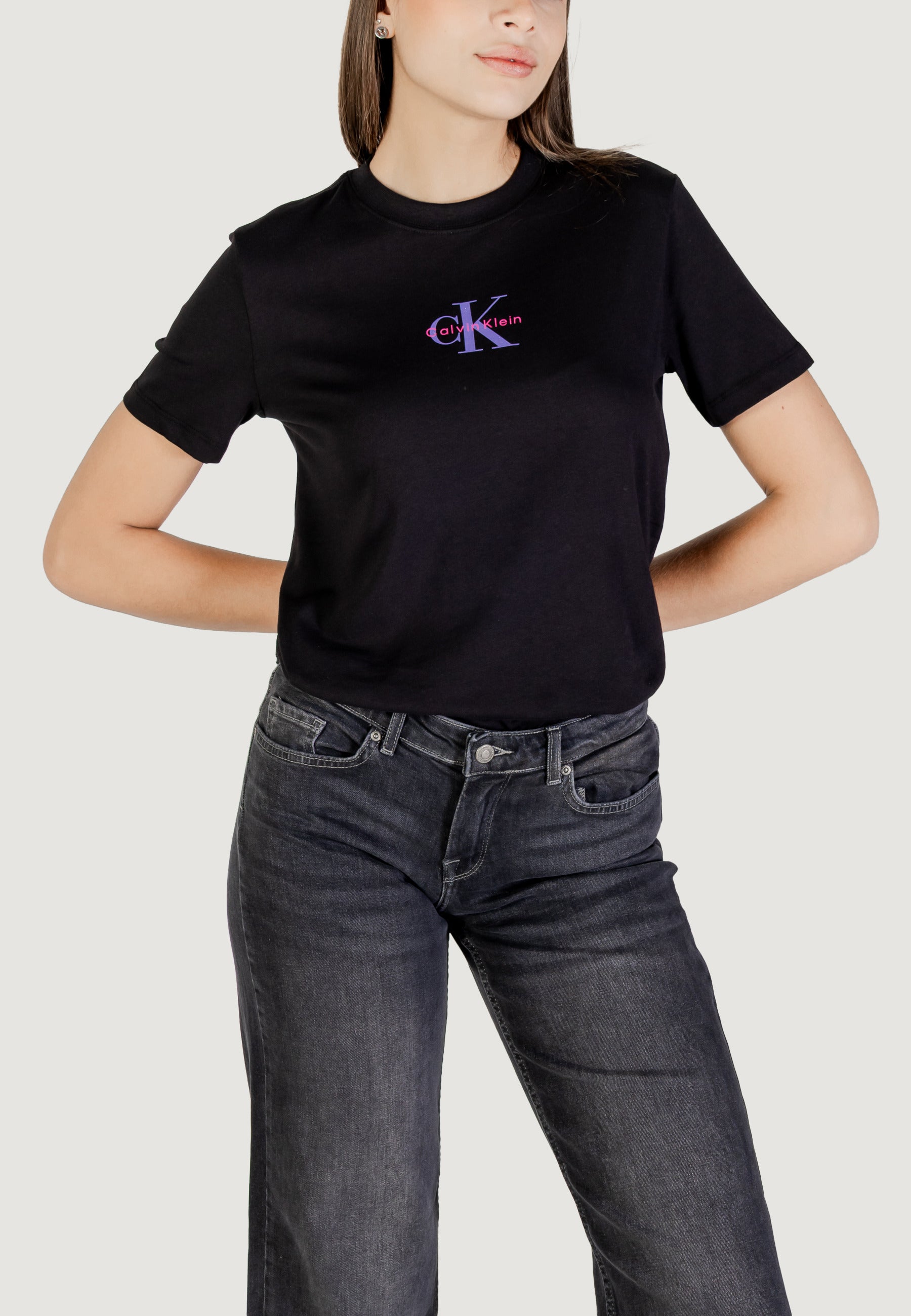 T-shirts Calvin Klein Jeans SS 20s CLASSIC LOGO