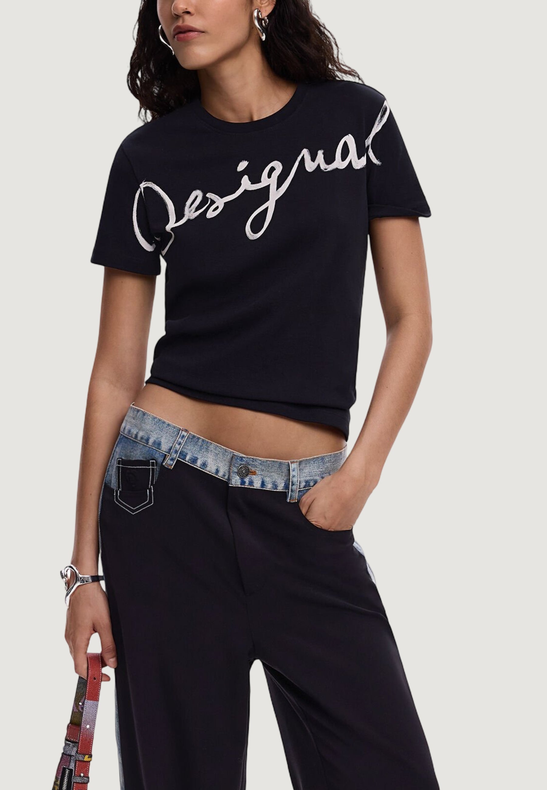 T-shirts Desigual TS_FLORENCIA