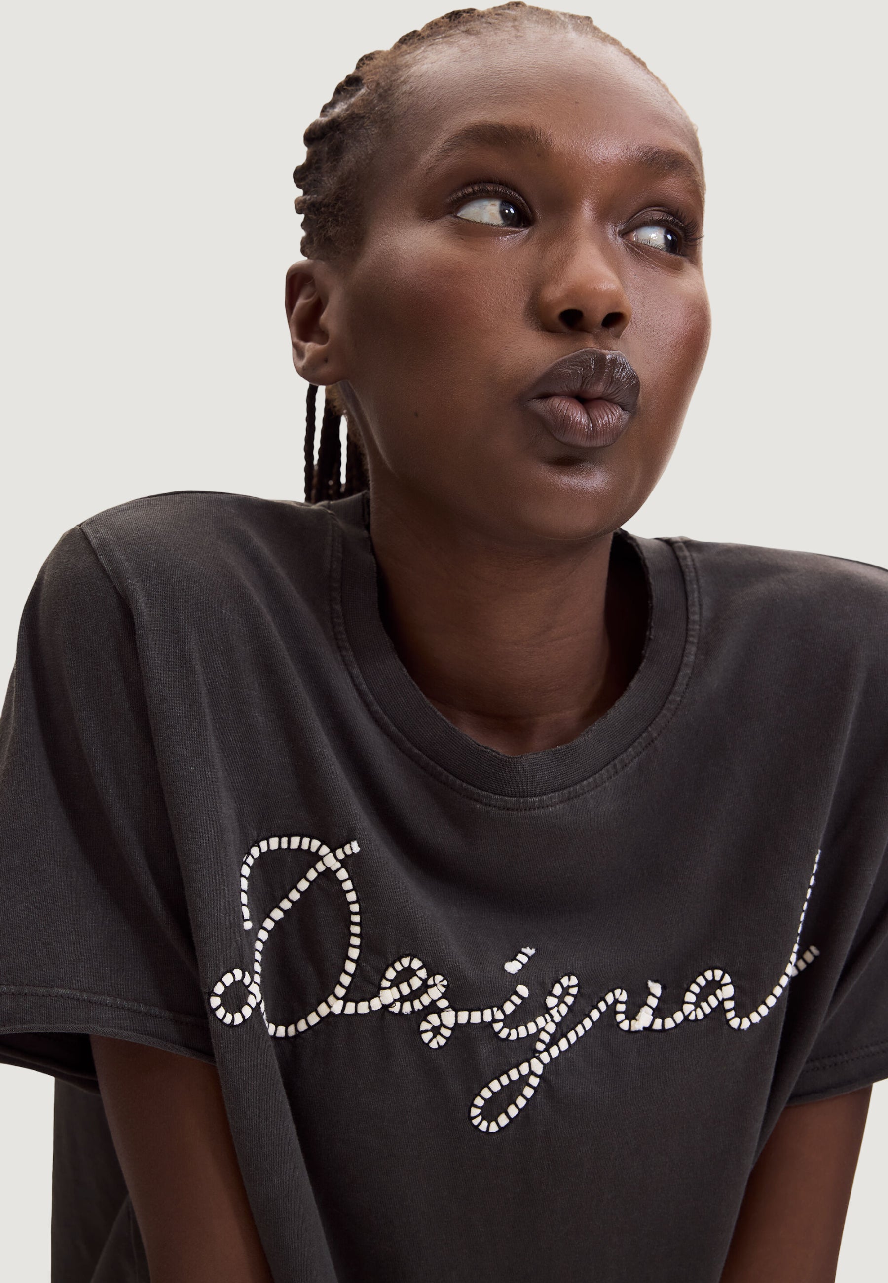 T-shirts Desigual TS_NEENA
