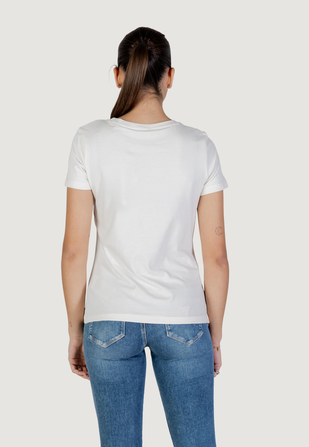 T-shirt Guess Active GIUDITTA CN SS T-SHIRT