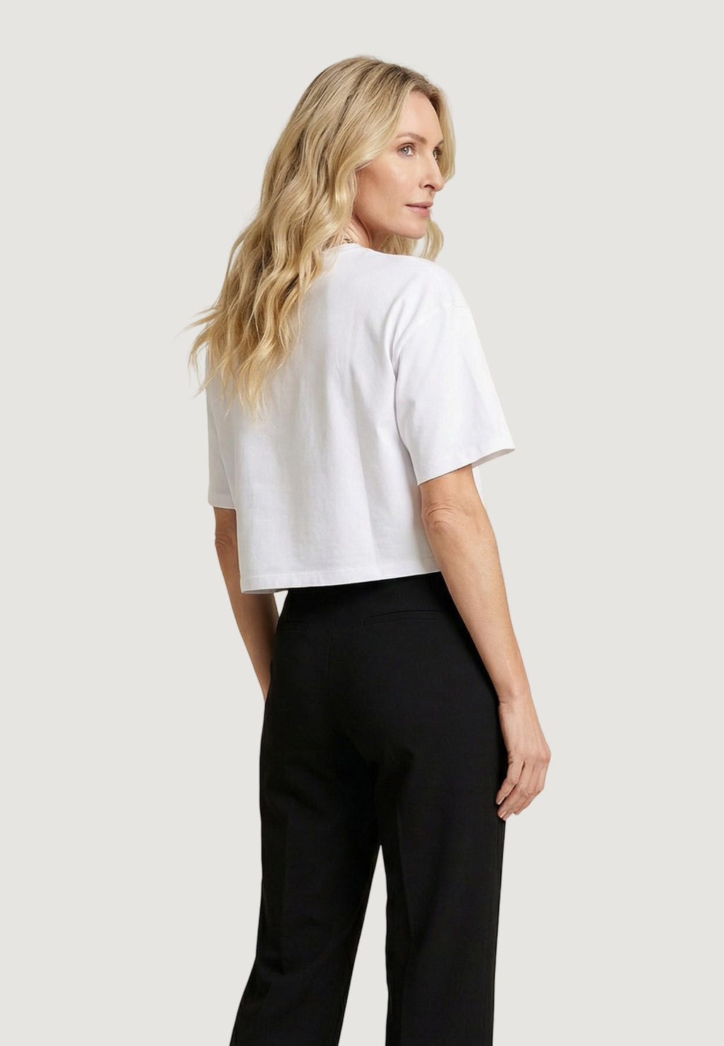 T-shirt Guess Active GABI SS CN T-SHIRT