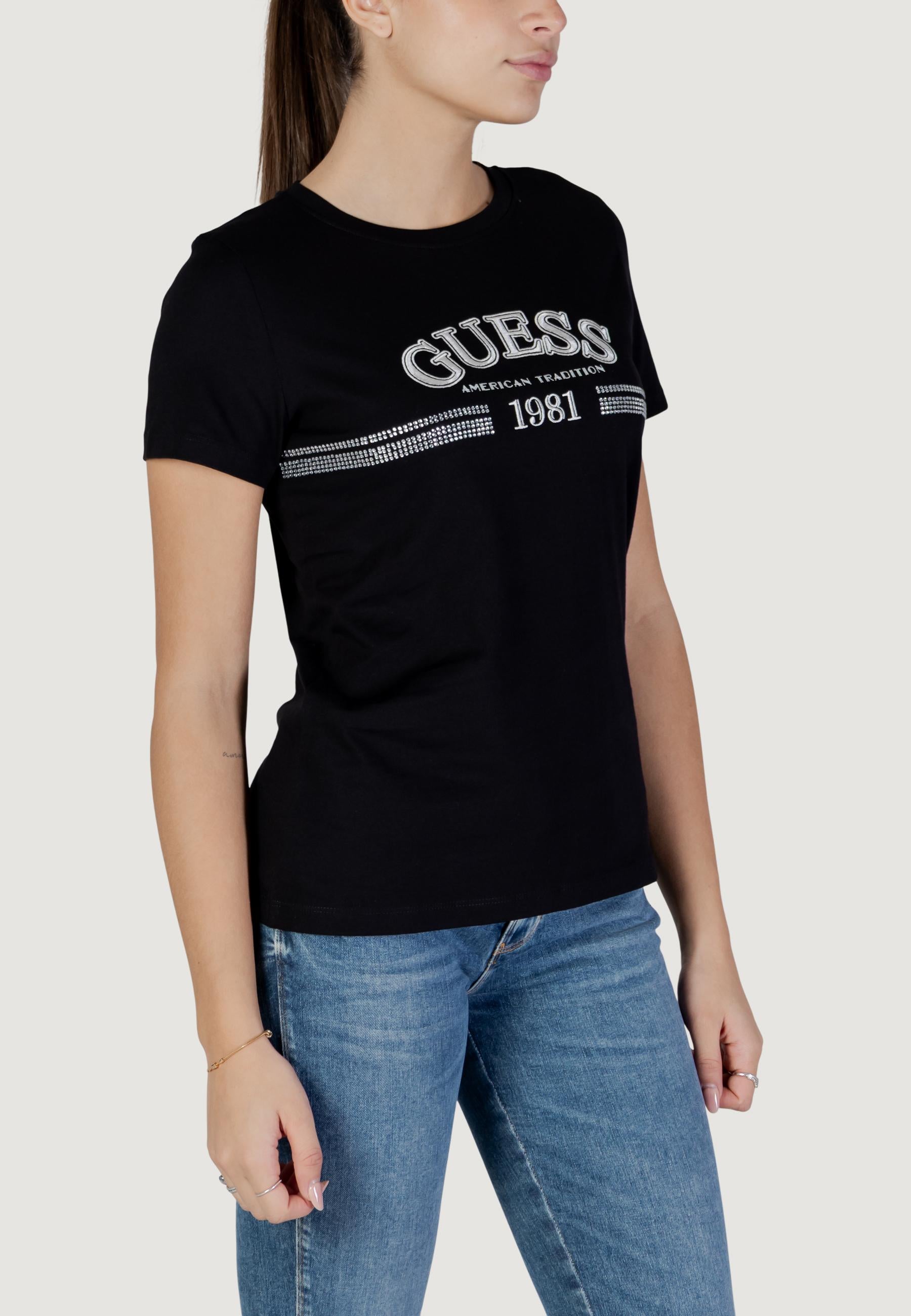 T-shirt Guess Active ALDA CN SS T-SHIRT