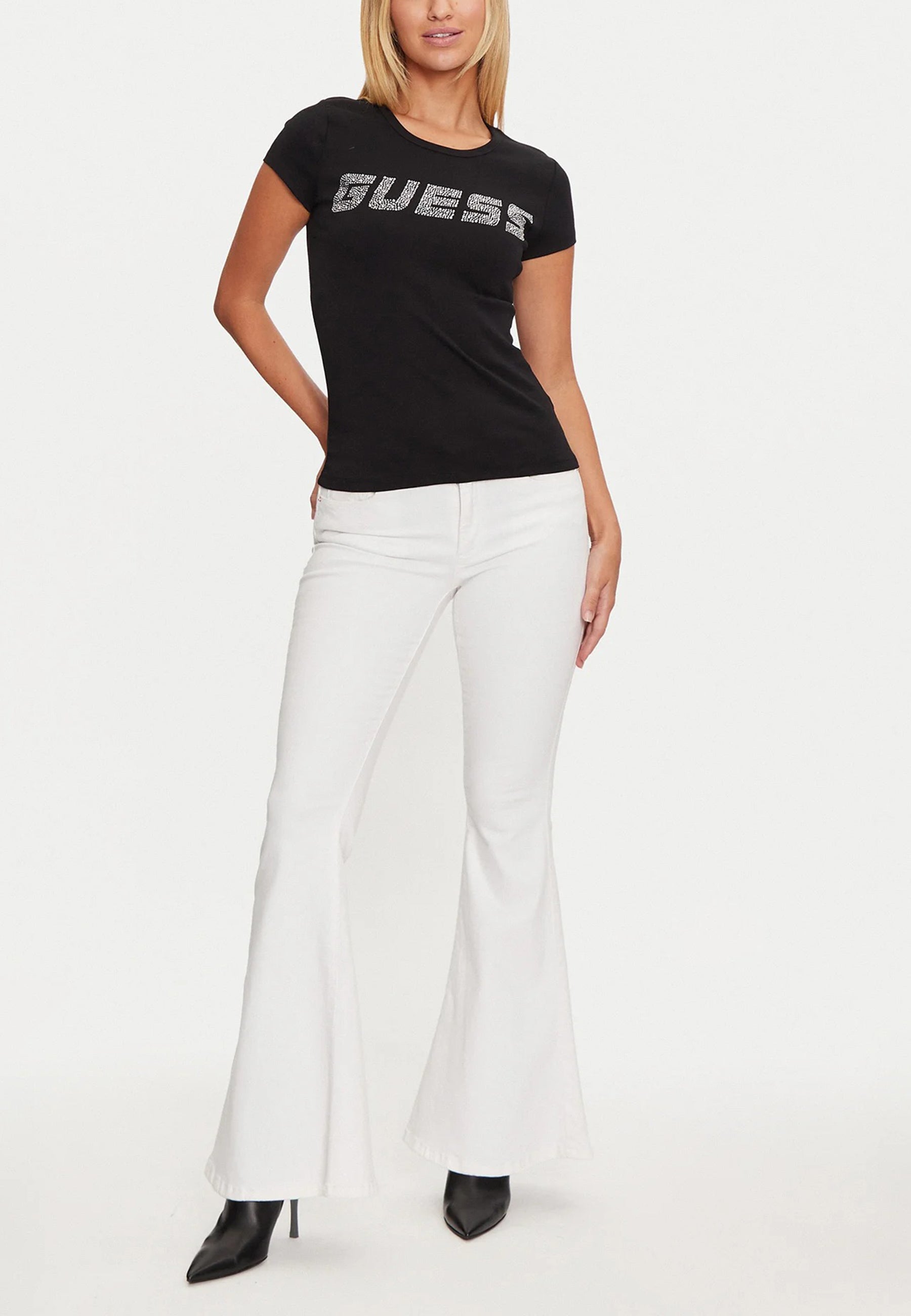 T-shirts Guess Active KIARA SS