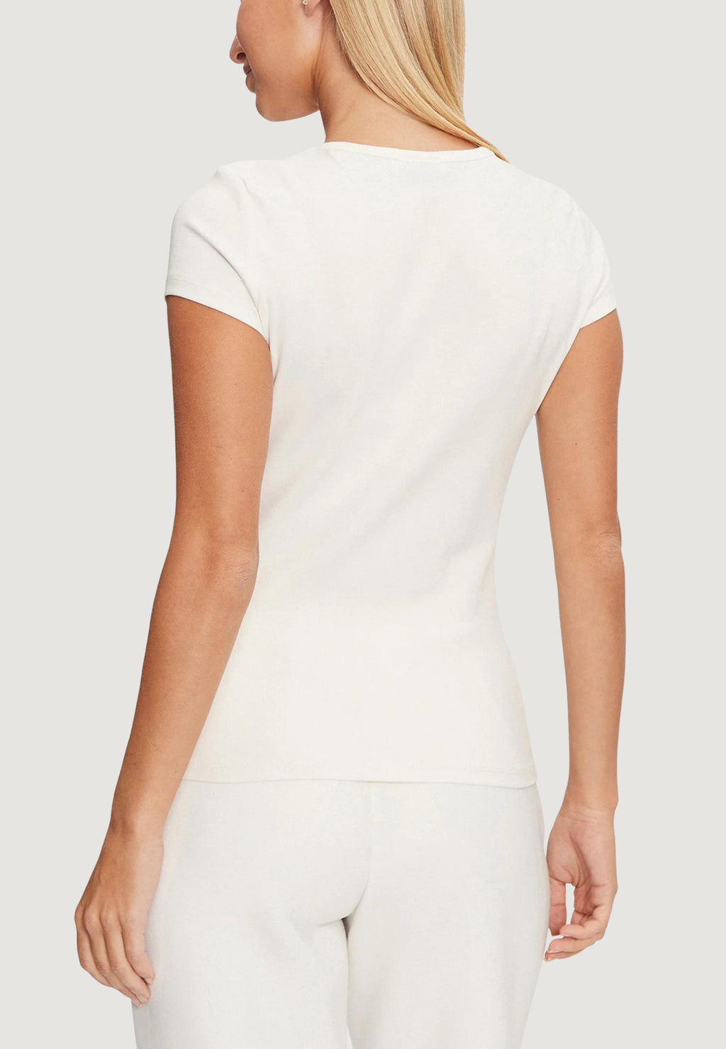 T-shirts Guess Active KIARA SS