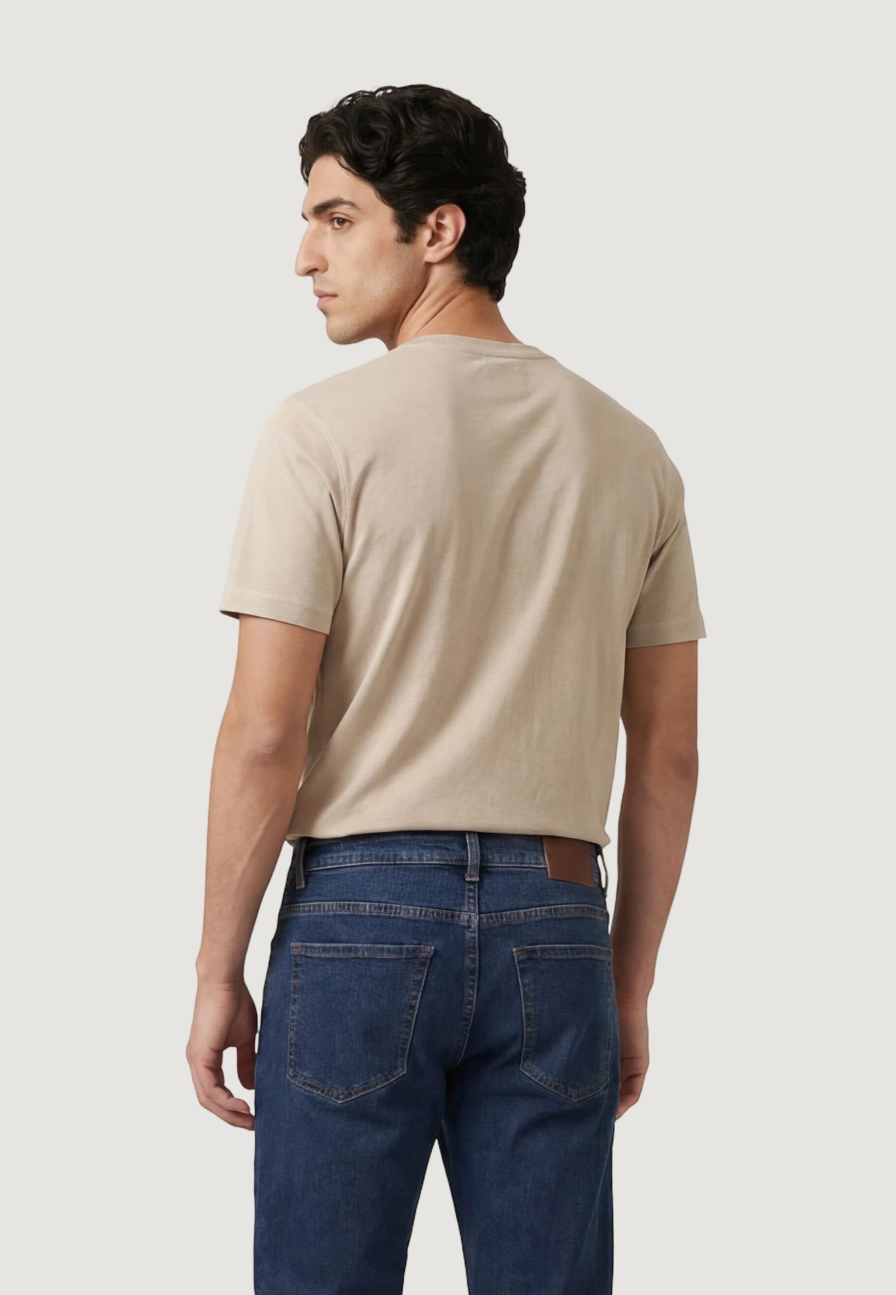 T-shirt Guess CN SS GUESS LOGO CONTRAST STIT