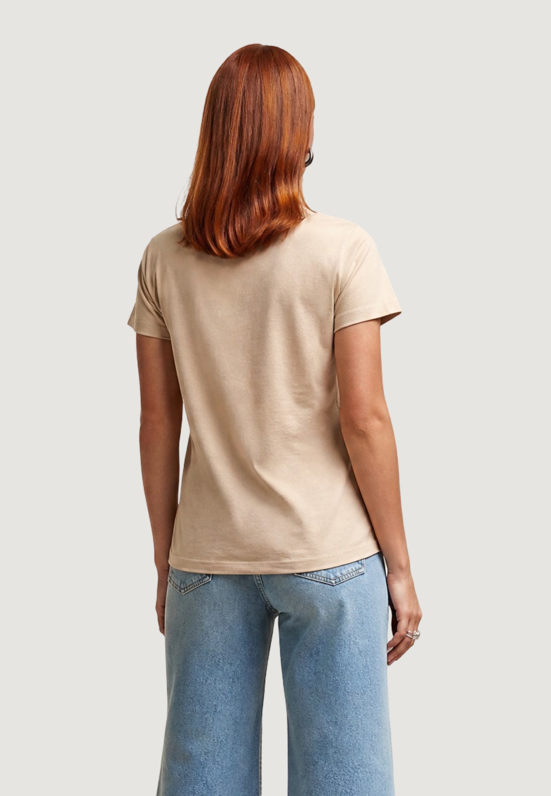 T-shirt Guess SS CN SNAKE SCRIPT R