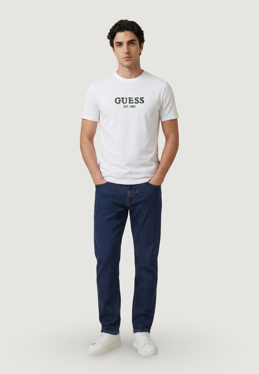 T-shirt Guess CN SS GUESS LOGO CONTRAST STIT