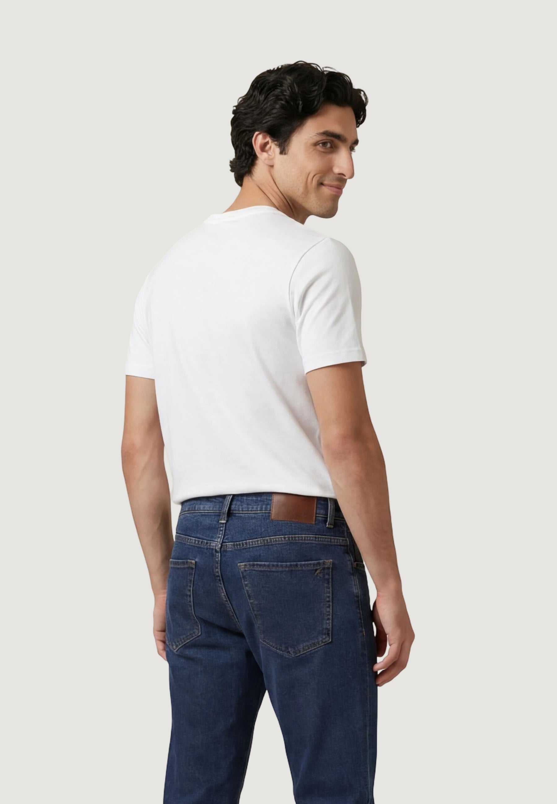 T-shirt Guess CN SS GUESS LOGO CONTRAST STIT