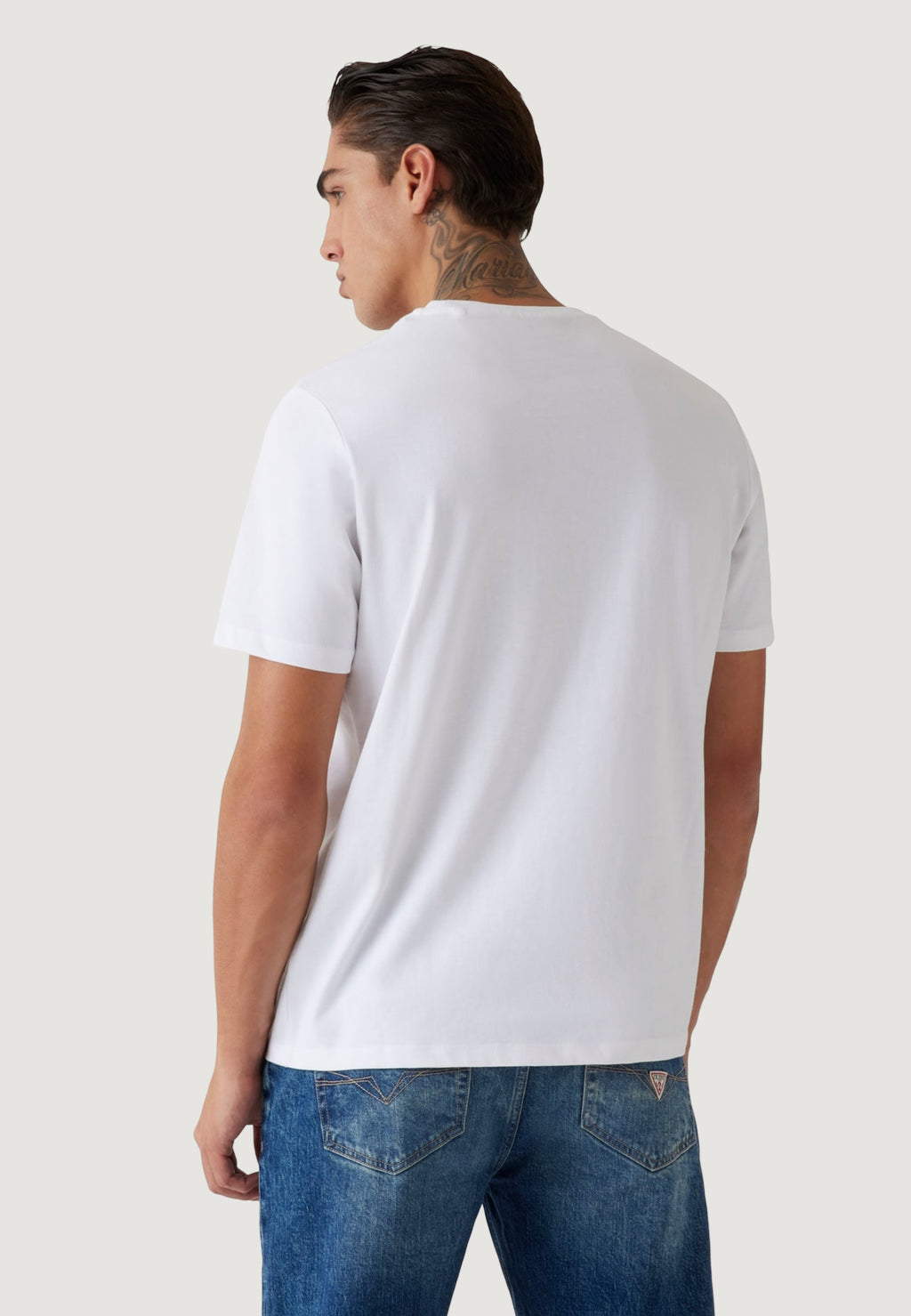 T-shirt Guess CN SS SMALL PATCH COTTON MODAL