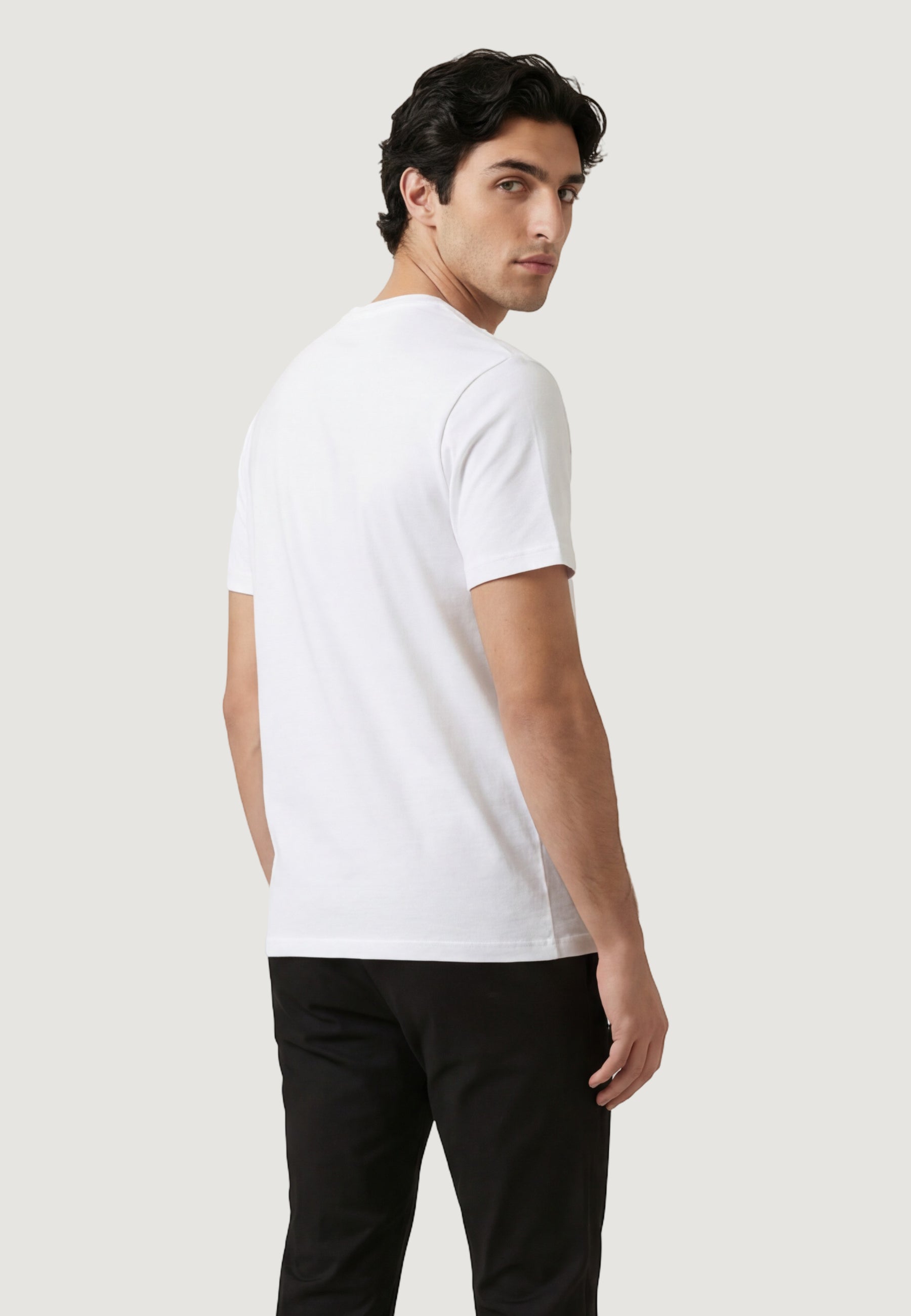 T-shirt Guess CN SS TRIANGLE HD MULTICOLOR T