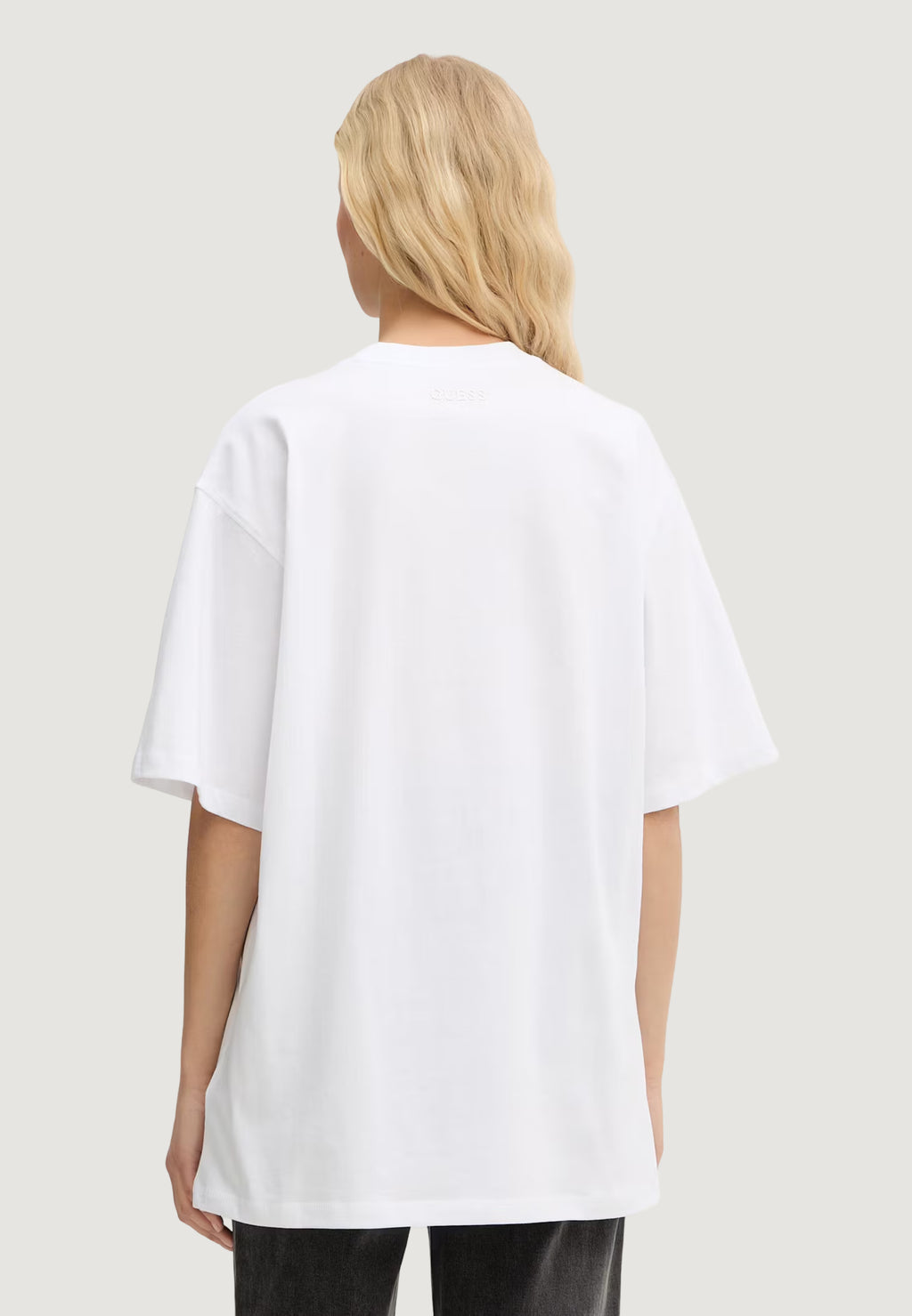 T-shirts Guess SS CN MAXI G STUDS TEE