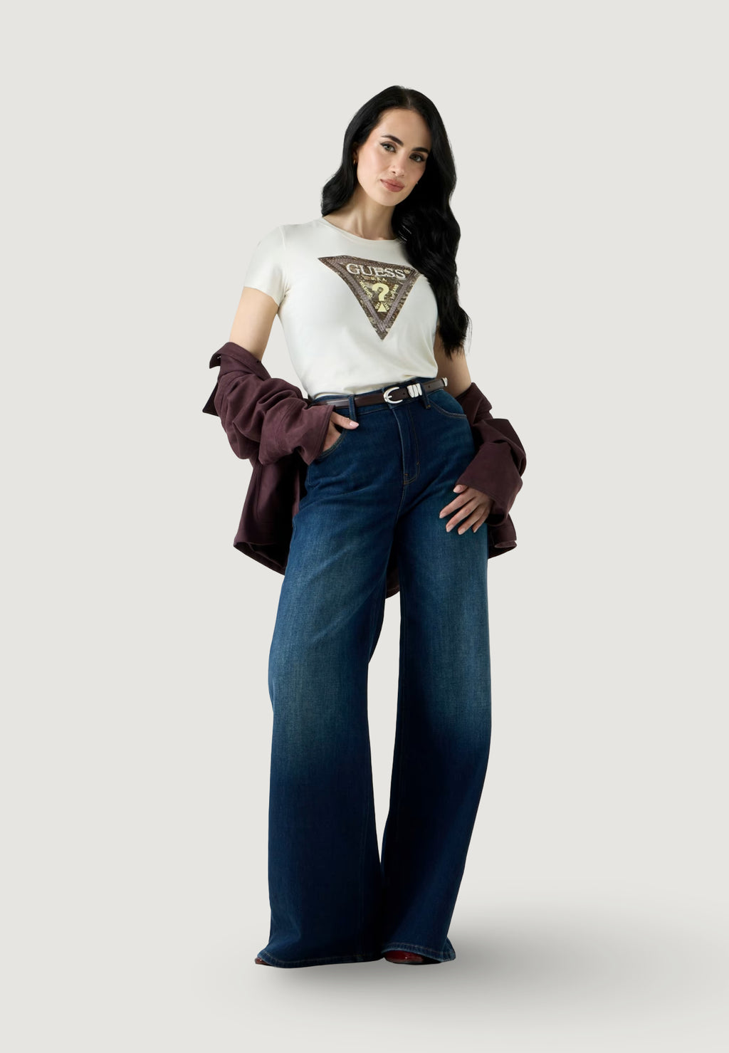 T-shirts Guess SS CN SNAKE TRIANGLE