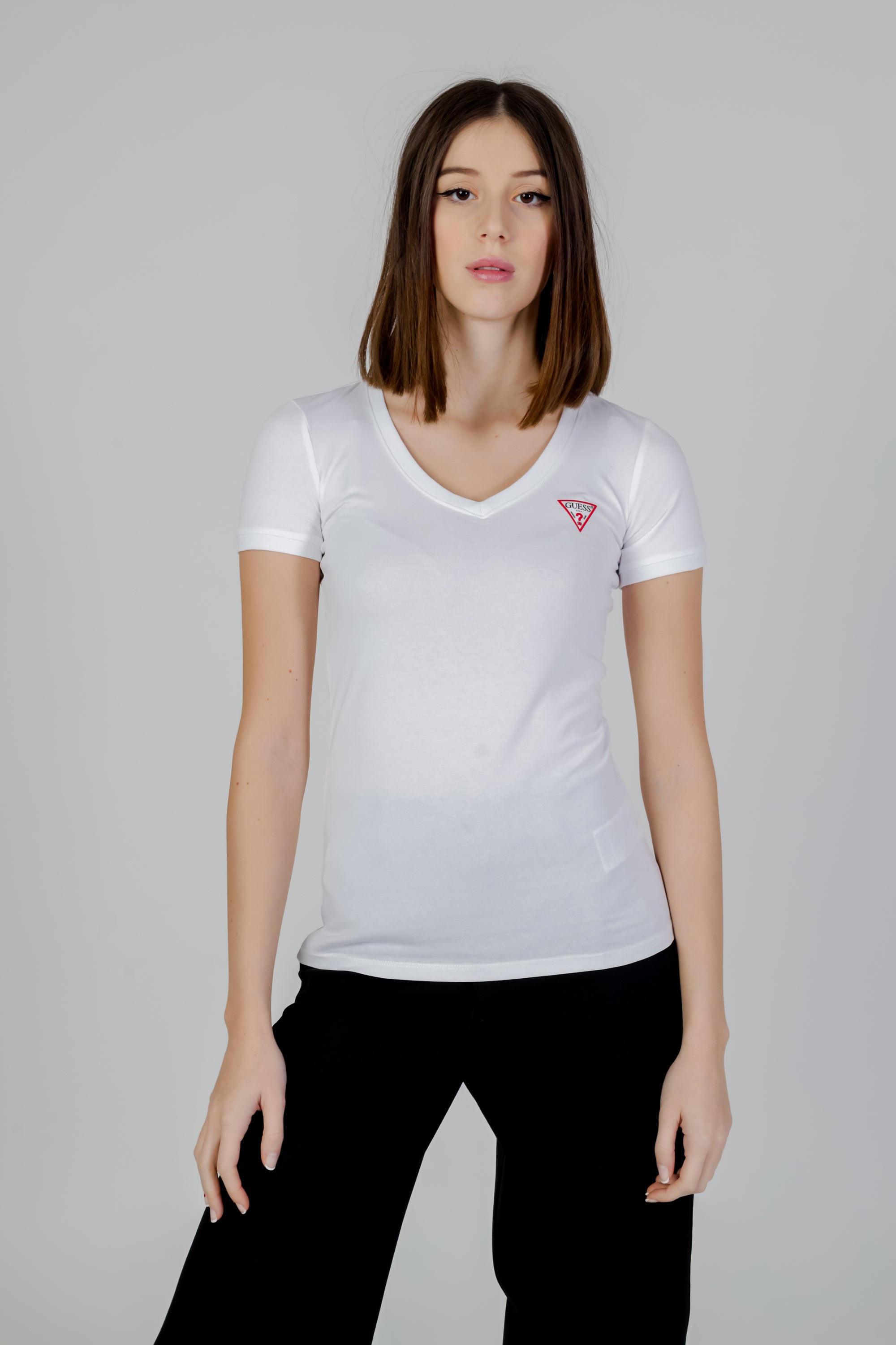 T-shirt Guess VN MINI TRIANGLE