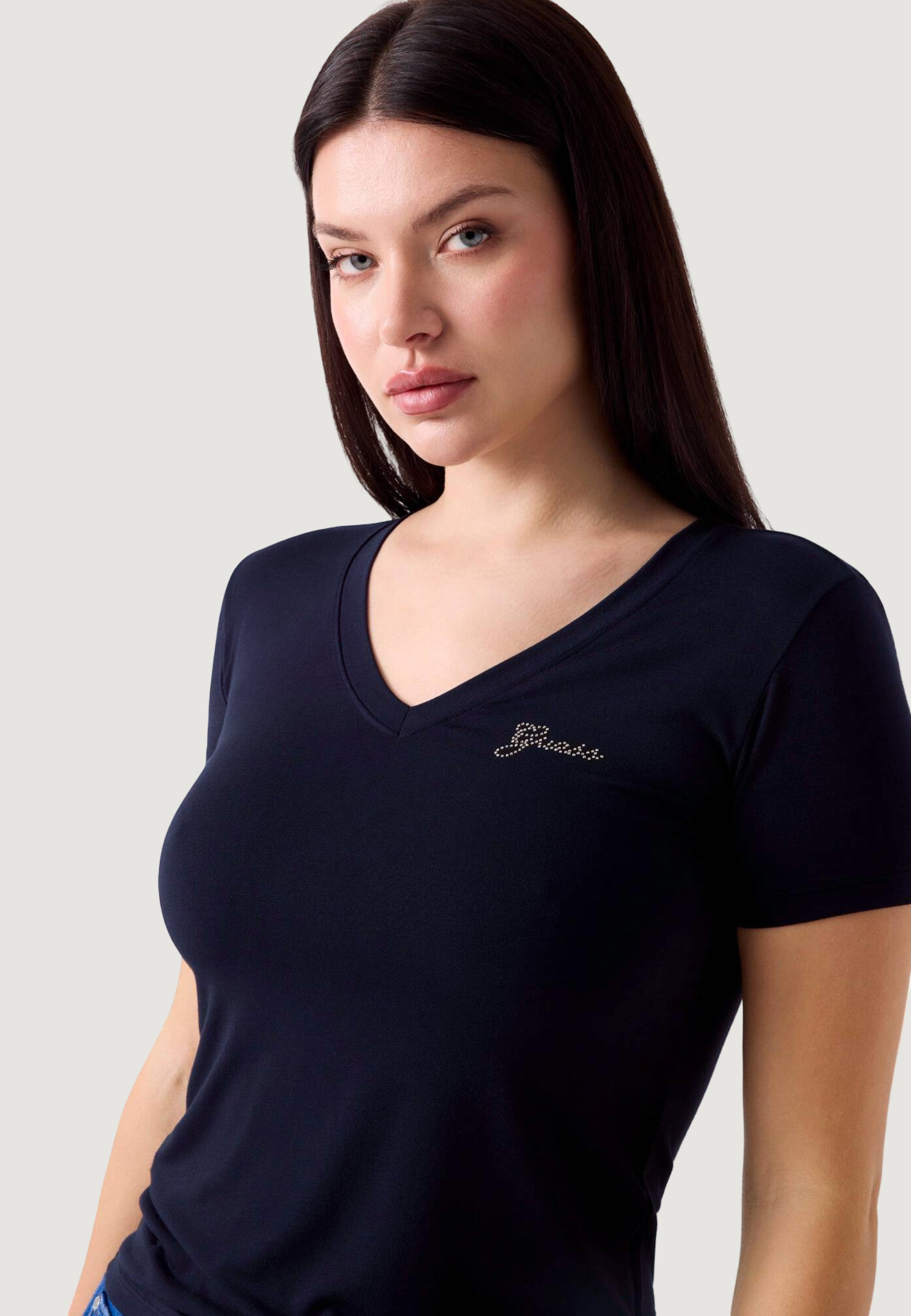 T-shirts Guess NEW SS VN MINI LOGO