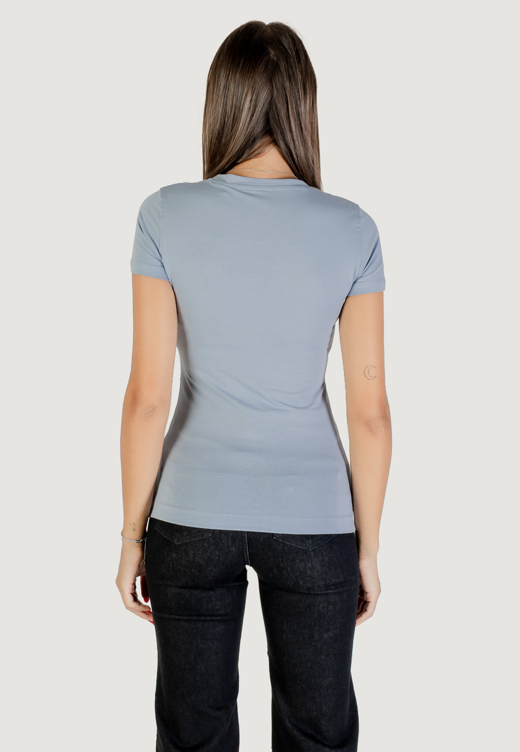 T-shirts Guess SS TRIANGLE FLOWERS TEE