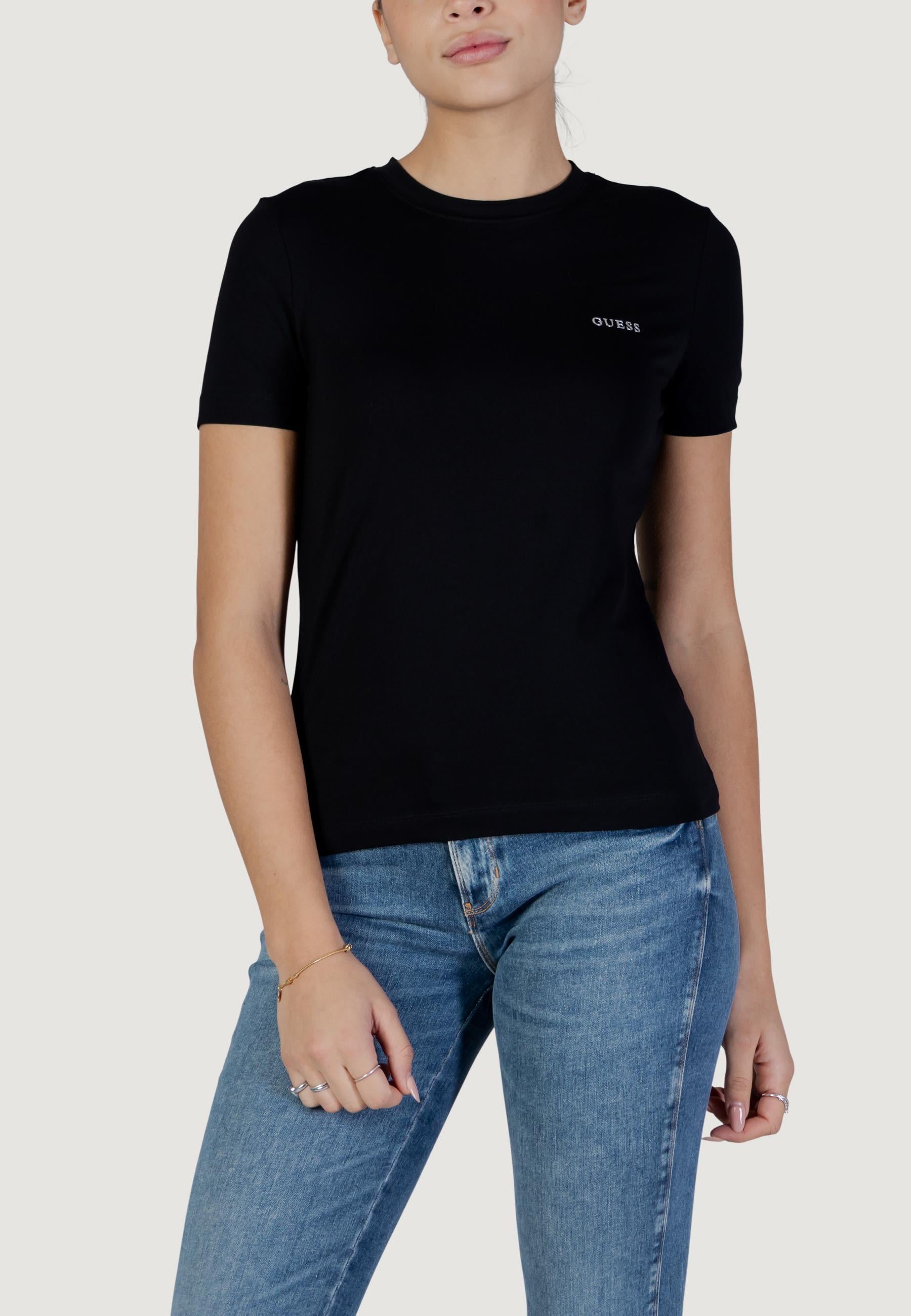 T-shirt Guess Active TRACEY CN SS T-SHIRT