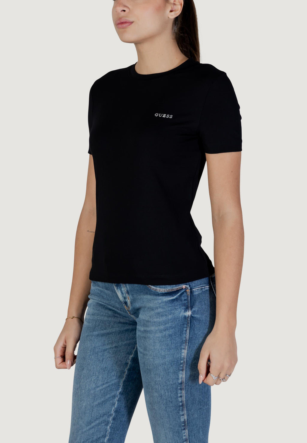 T-shirt Guess Active TRACEY CN SS T-SHIRT