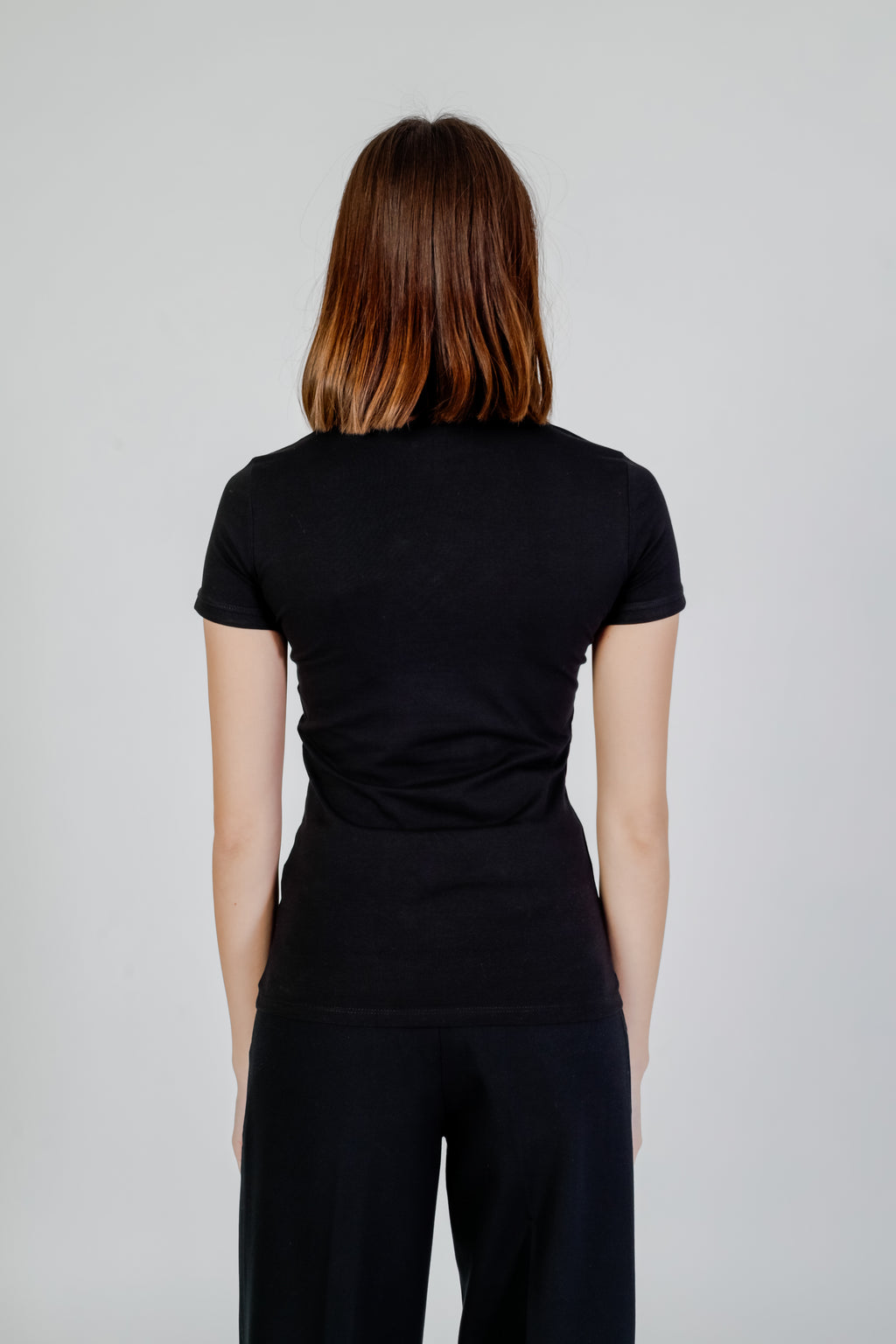 T-shirt Guess VN MINI TRIANGLE