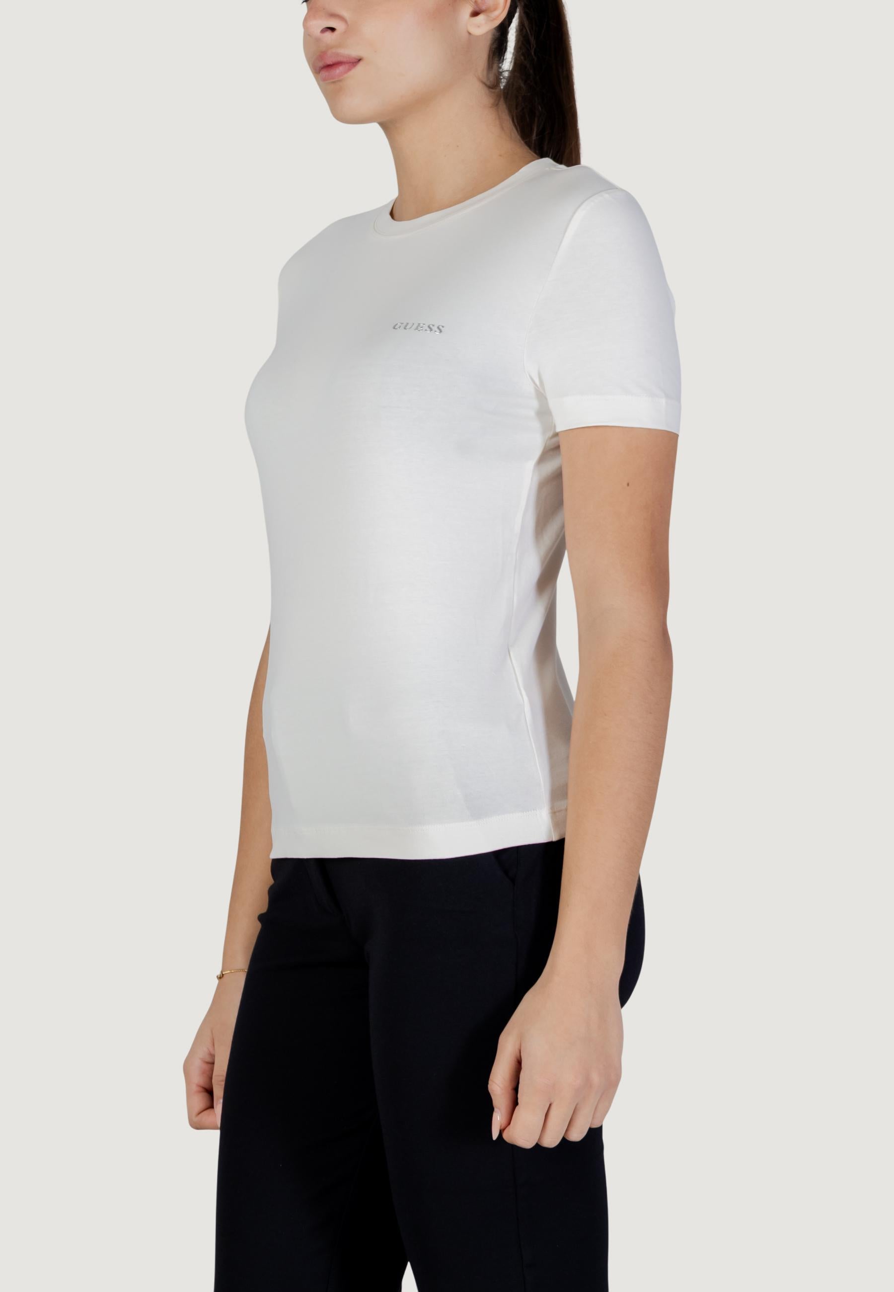 T-shirt Guess Active TRACEY CN SS T-SHIRT