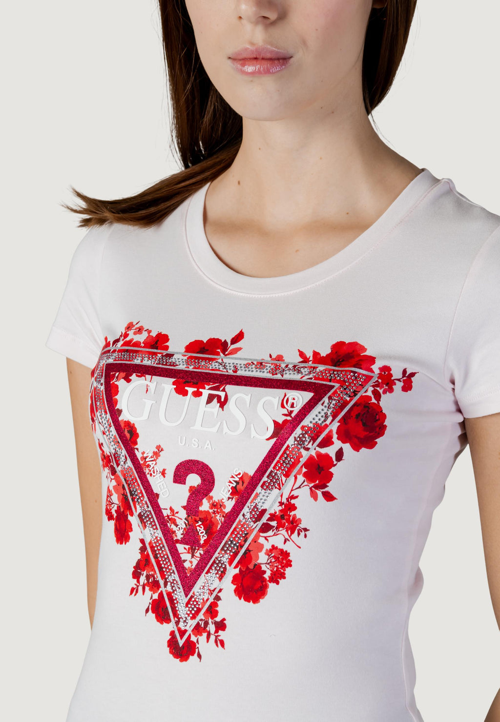 T-shirts Guess SS CN FLOWERS TRIANGLE TEE
