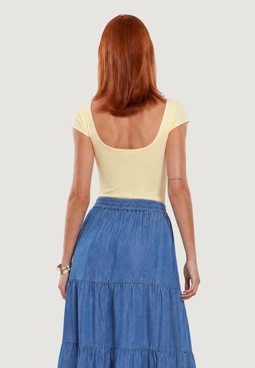 T-shirts I am TOP CON SCOLLO DIETRO