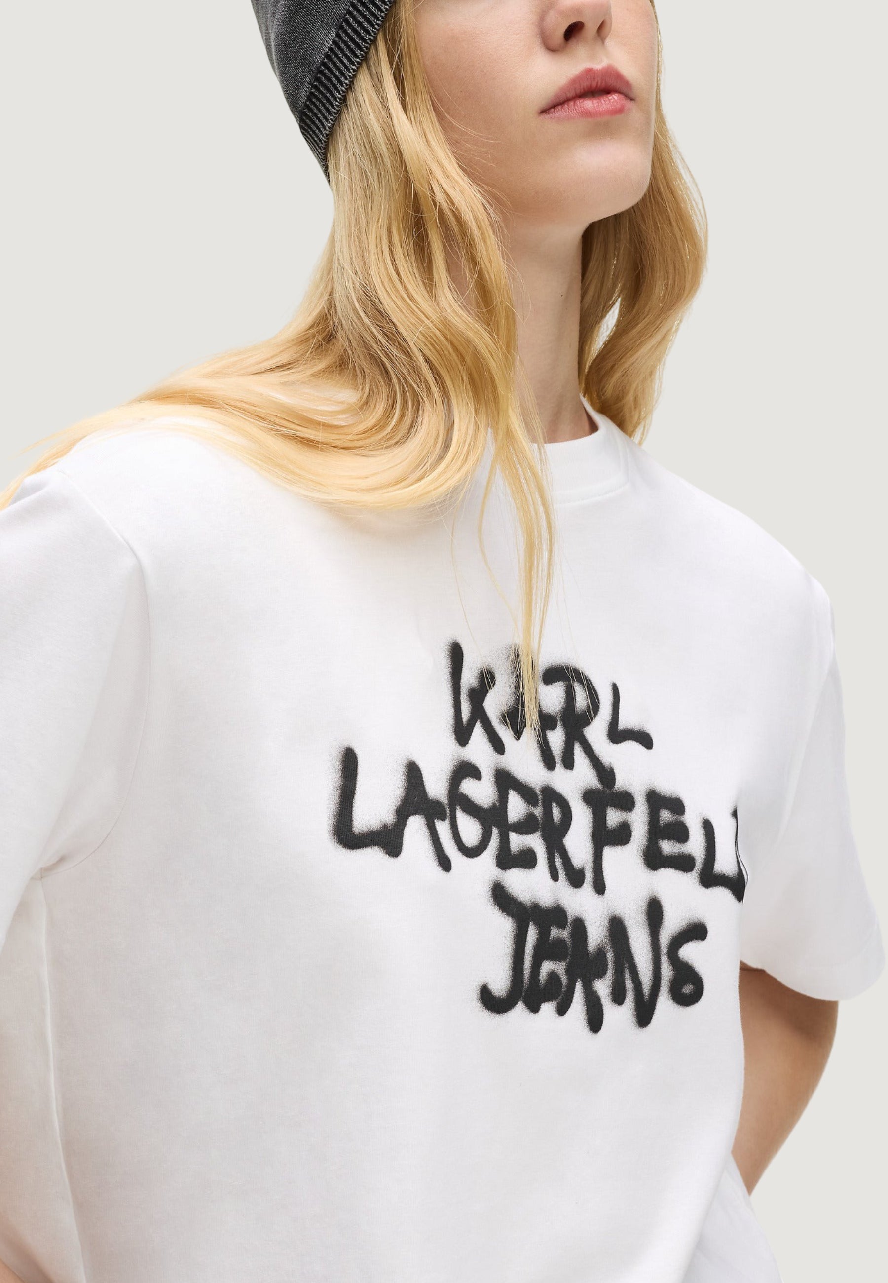 T-shirts Karl Lagerfeld Jeans KLJ Reg Cropped Graffiti Tee