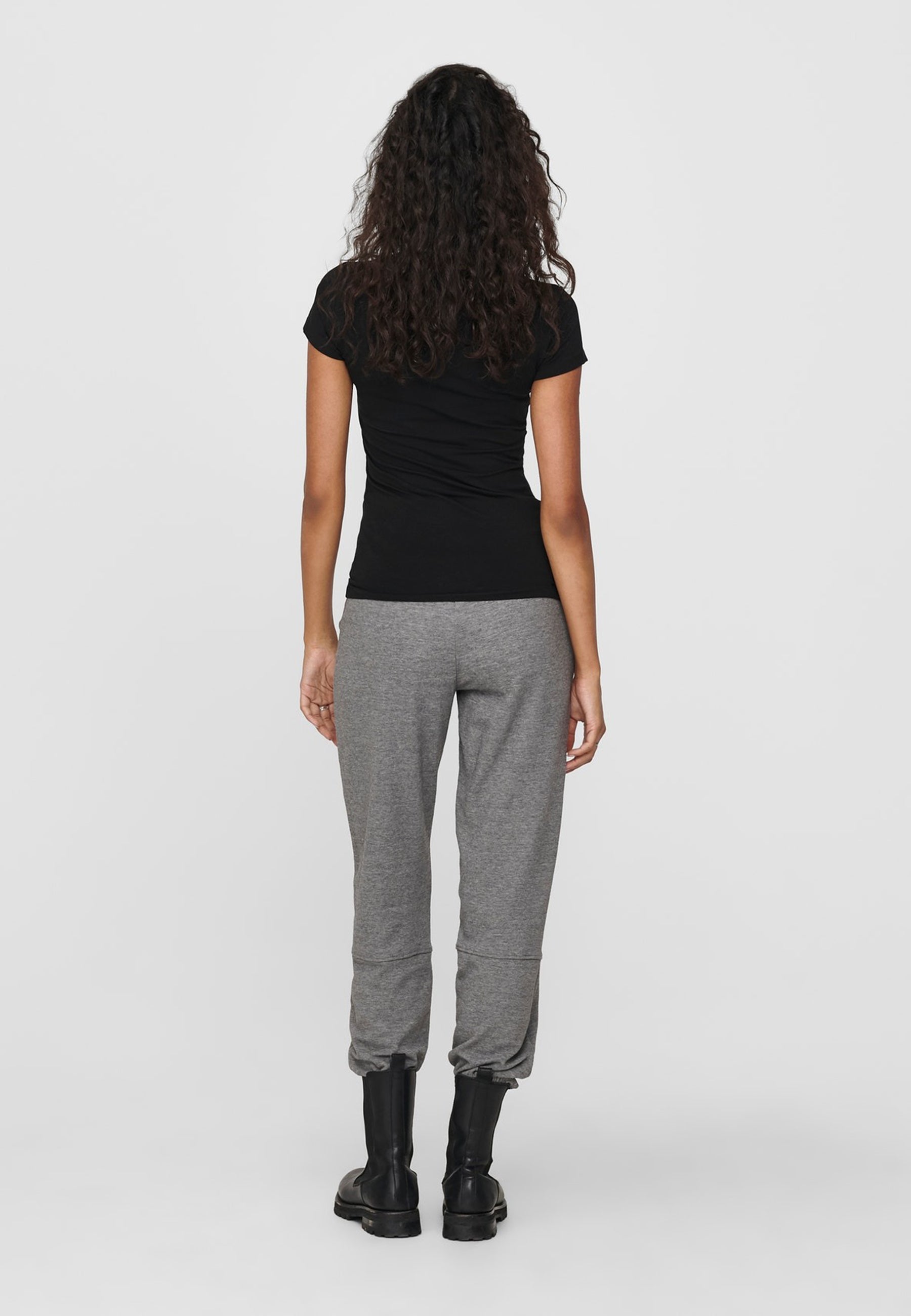 T-shirts Only LIVE LOVE S/S O-NECK TOP NOOS JRS