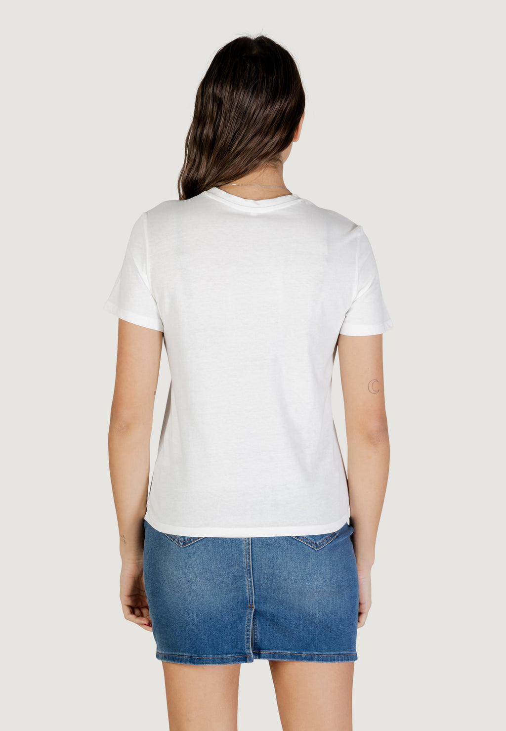 T-shirts Only Onlariana Life S/S O-Neck Box Top Jrs