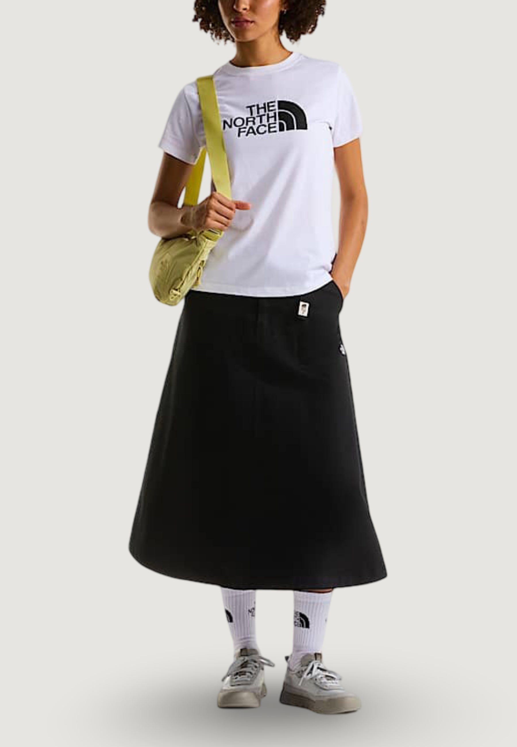 T-shirts THE NORTH FACE W EVOLUTION HALF DOME SLIM SHORT SLEEVE