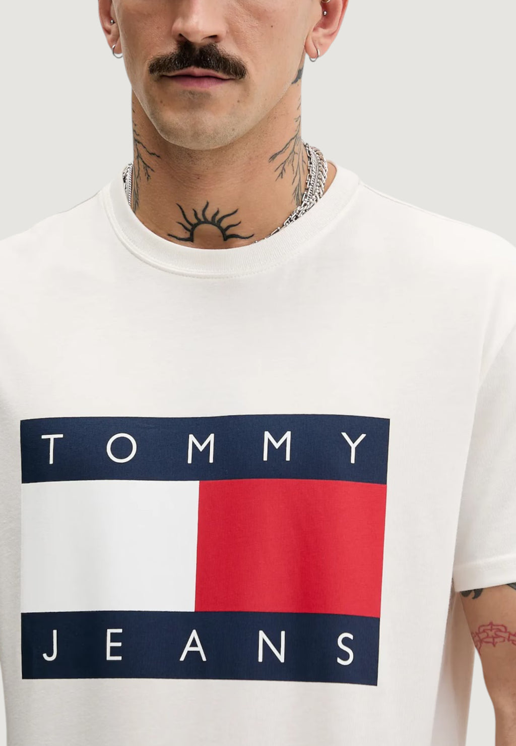 T-shirt Tommy Hilfiger Jeans DM0DM22645