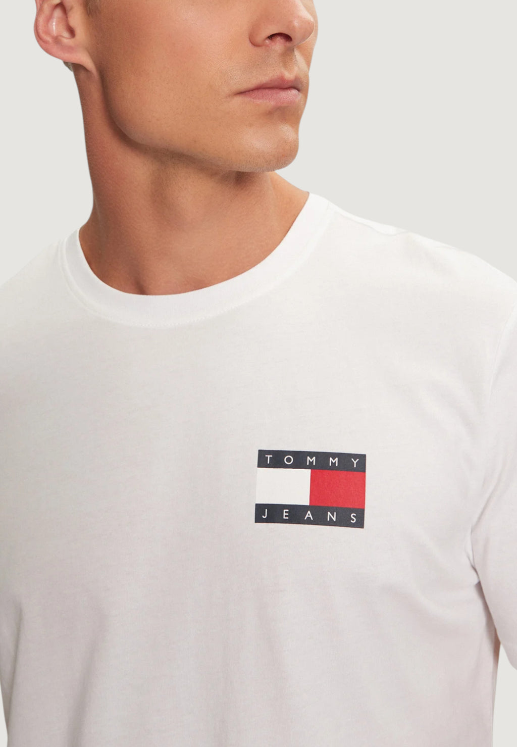 T-shirt Tommy Hilfiger Jeans TJM SLIM ESSENTIAL FLAG TEE EXT