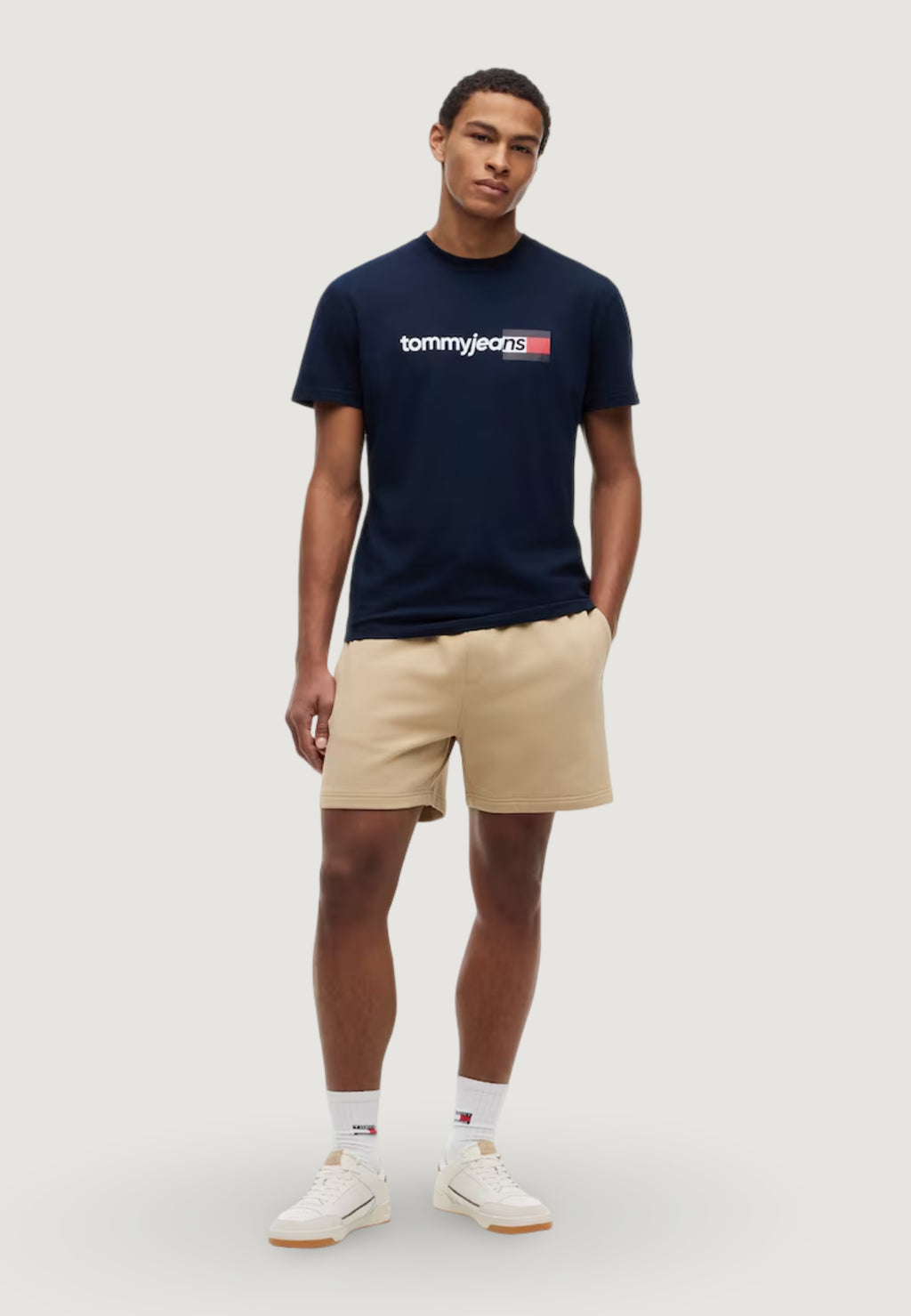 T-shirt Tommy Hilfiger Jeans DM0DM23406