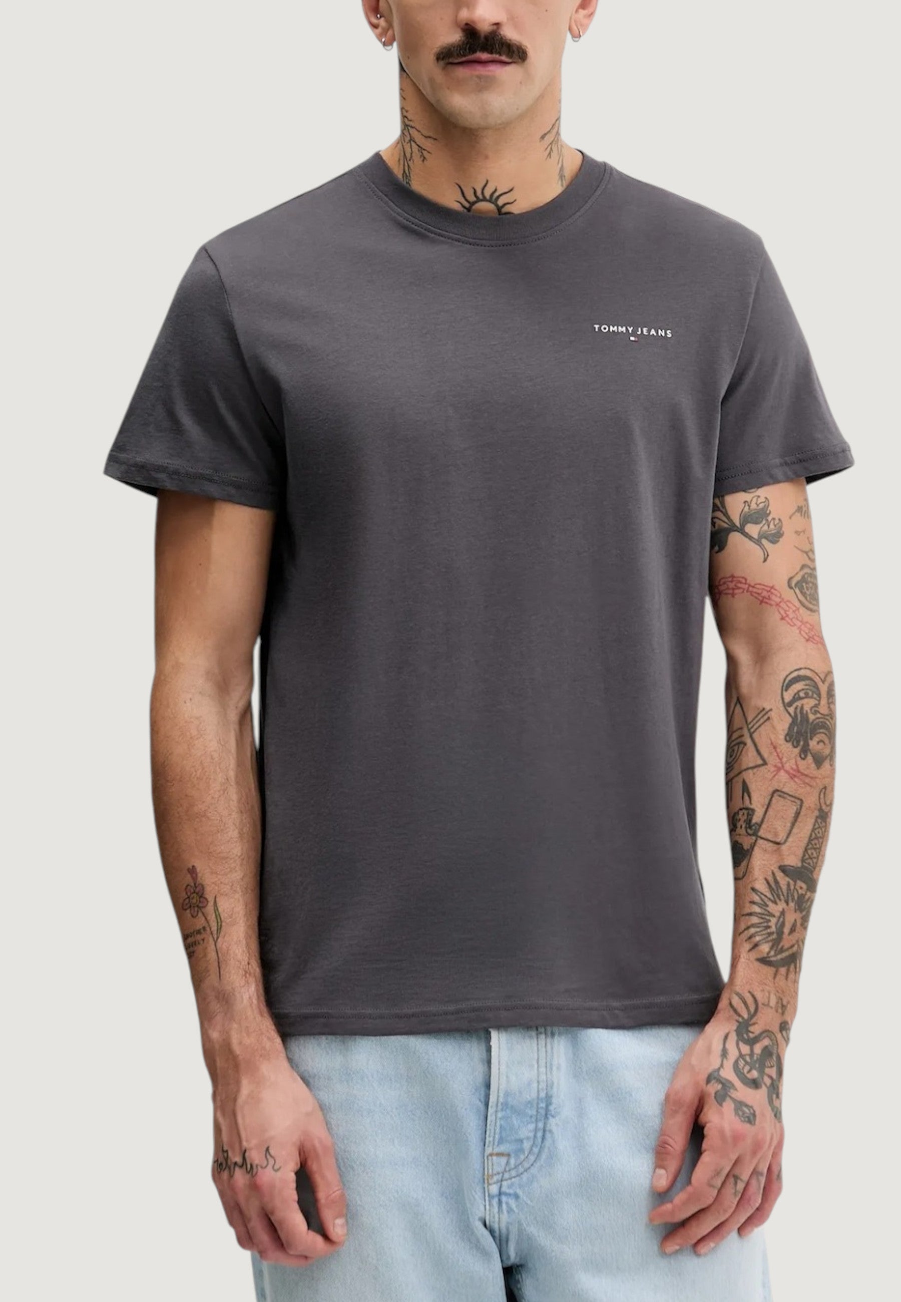 T-shirt Tommy Hilfiger Jeans TJM SLIM LINEAR CHES