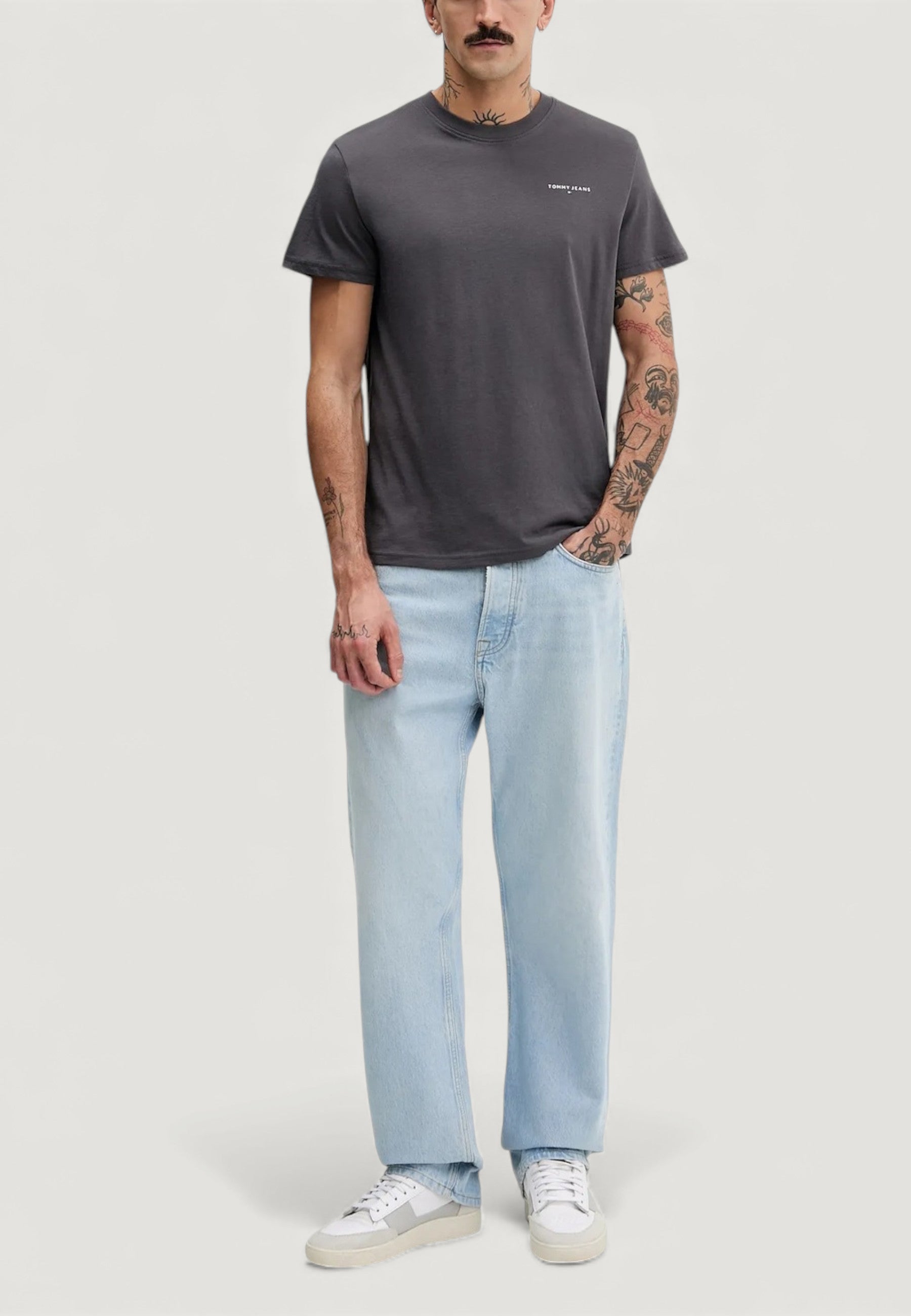 T-shirt Tommy Hilfiger Jeans TJM SLIM LINEAR CHES