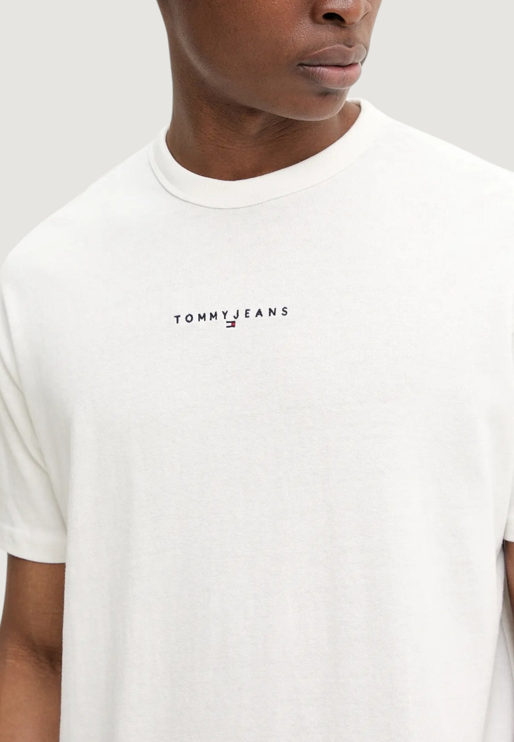 T-shirt Tommy Hilfiger Jeans DM0DM21110