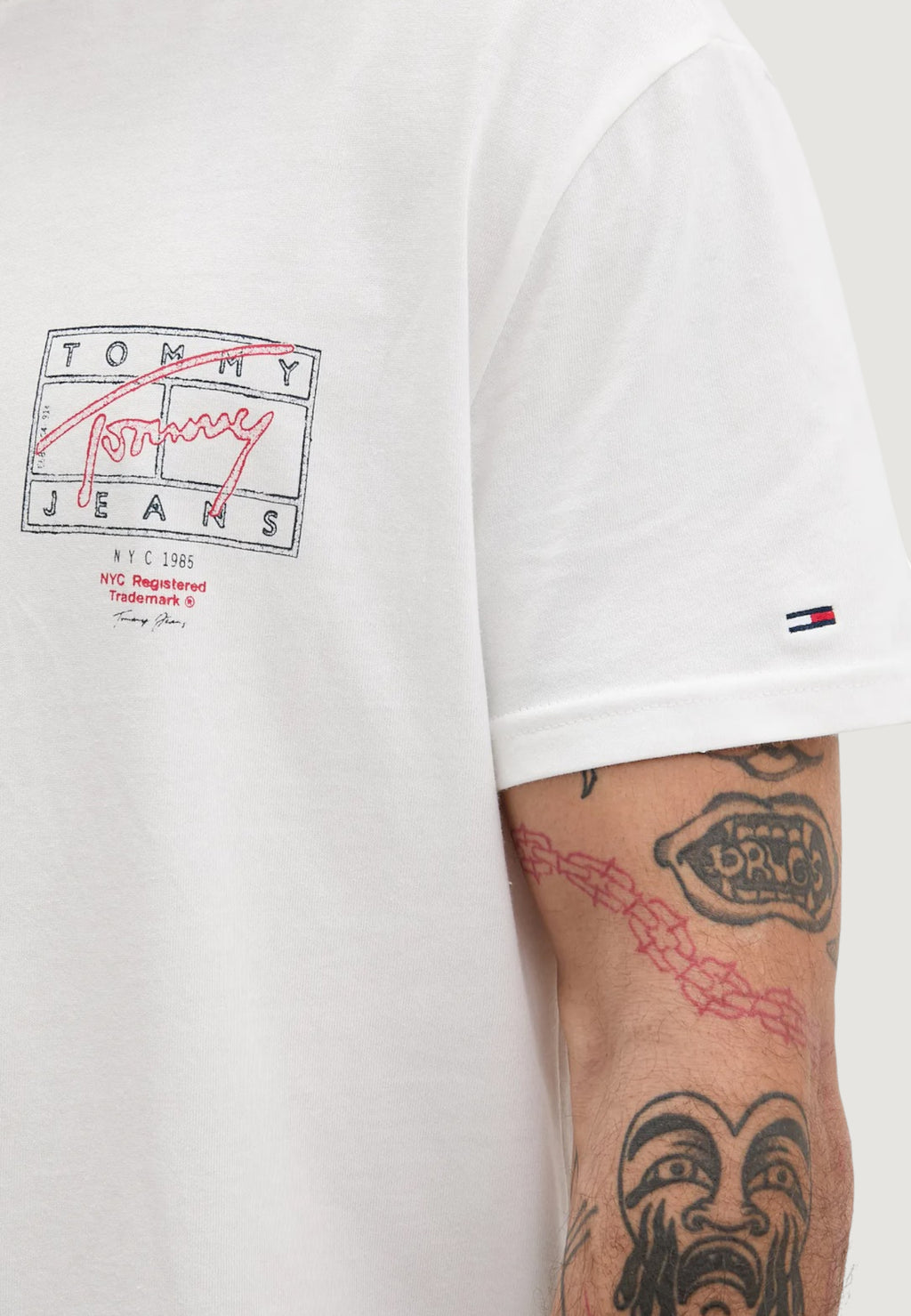 T-shirt Tommy Hilfiger Jeans DM0DM22319