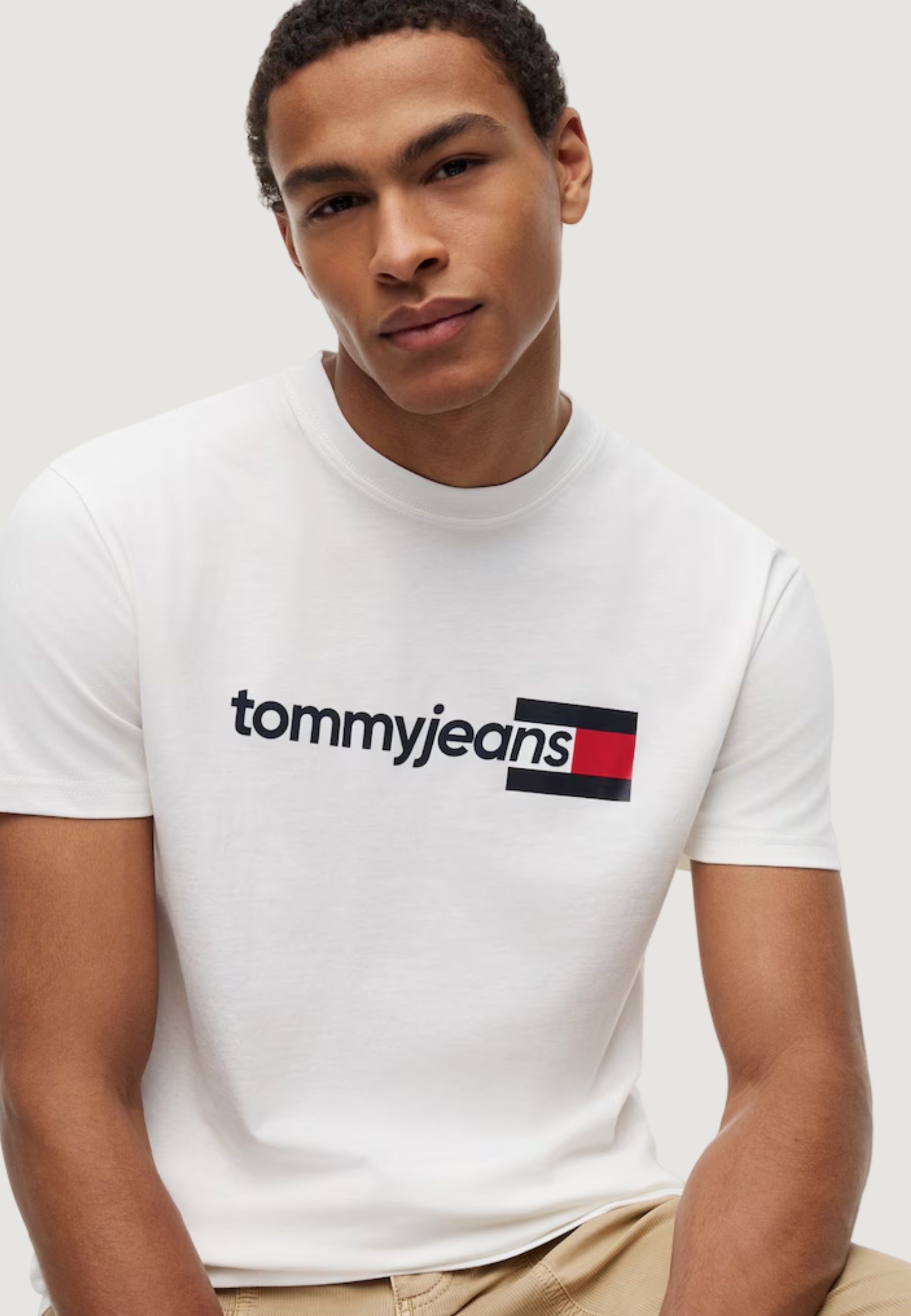 T-shirt Tommy Hilfiger Jeans DM0DM23406
