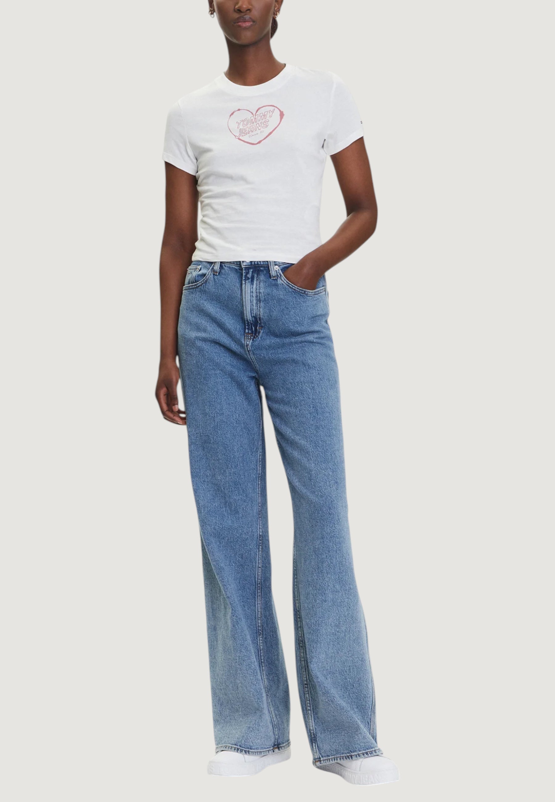 T-shirts Tommy Hilfiger Jeans TJW SLIM SH HEART TE