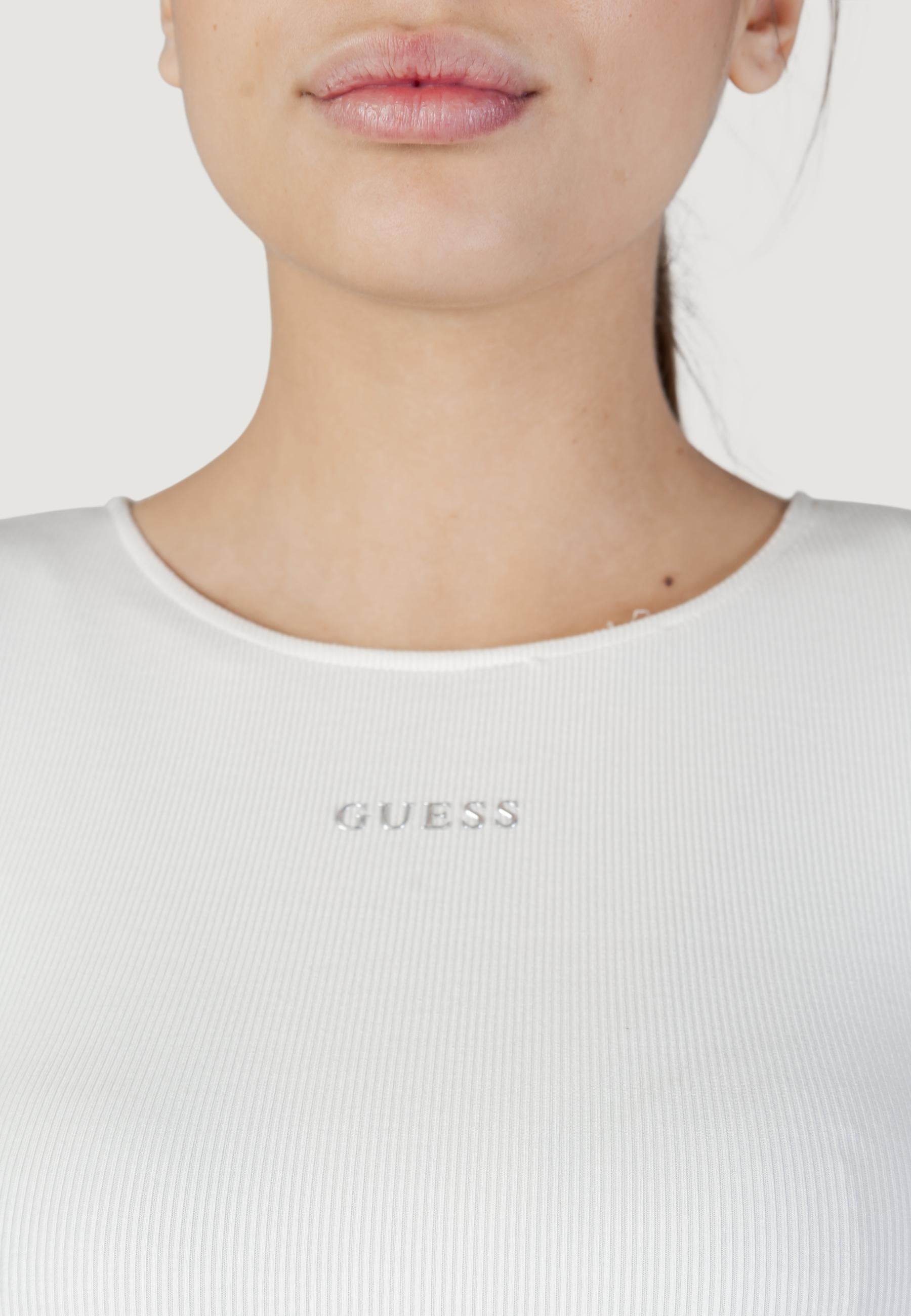 T-shirt manica lunga Guess Active NAT RIB LS TOP