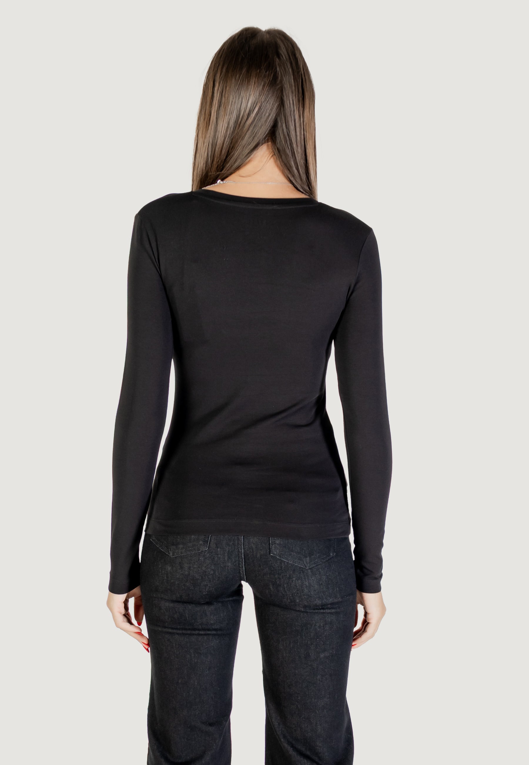 T-shirt Guess CN LS EMBRO SCRIPT LOGO TEE