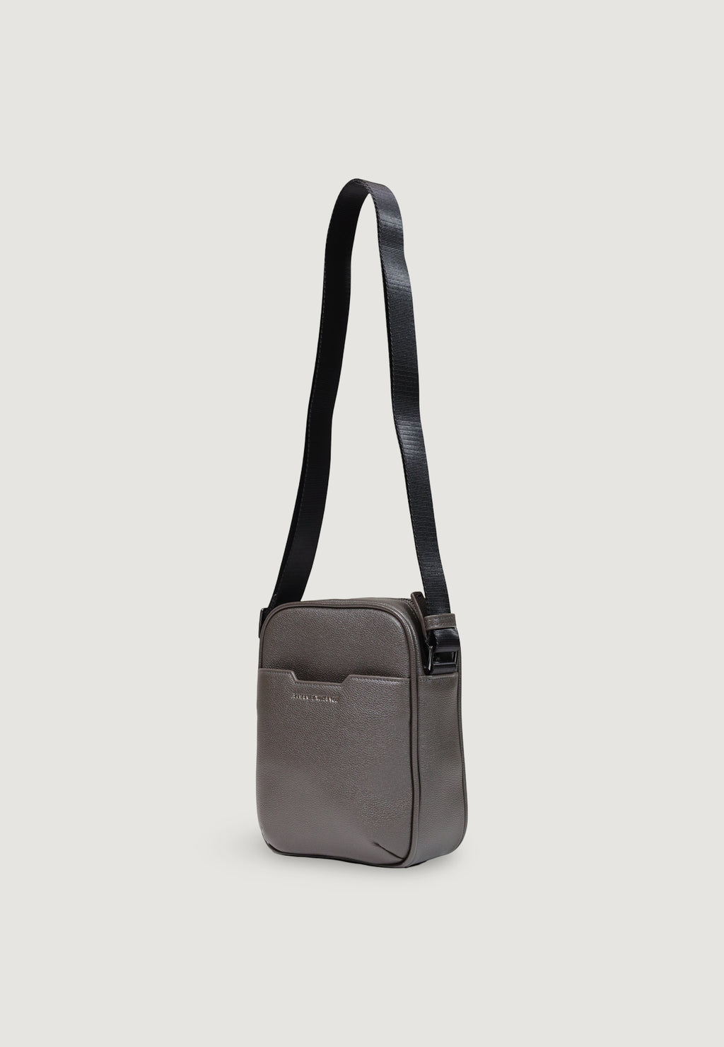 Sling bag Armani Exchange XM002584 AF22651