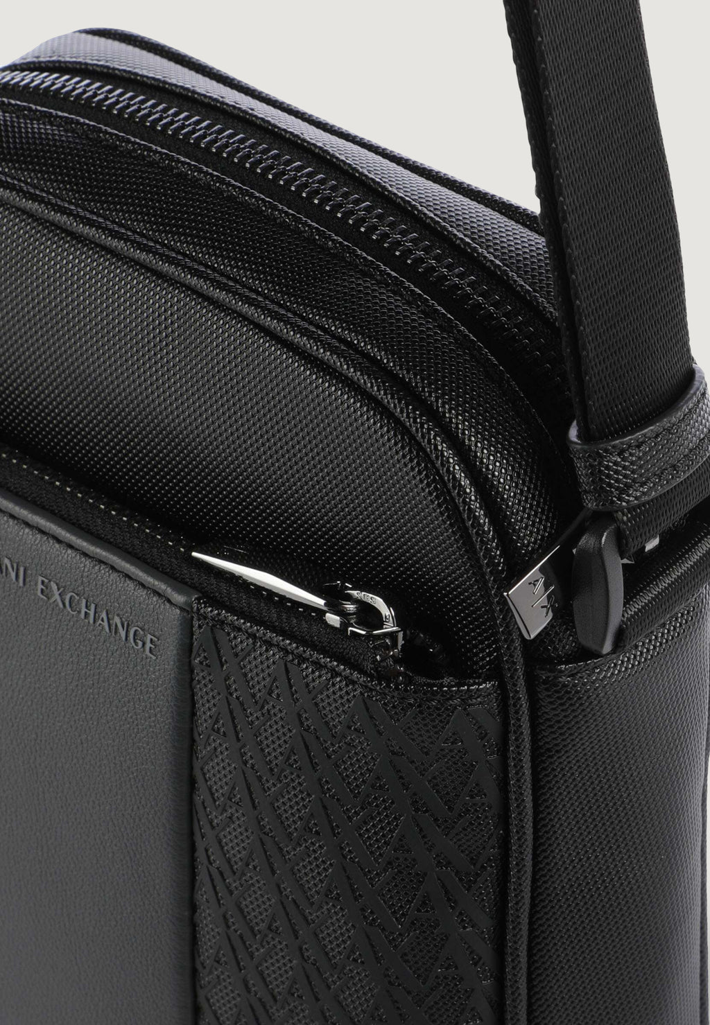 Sling bag Armani Exchange XM003174 AF26691
