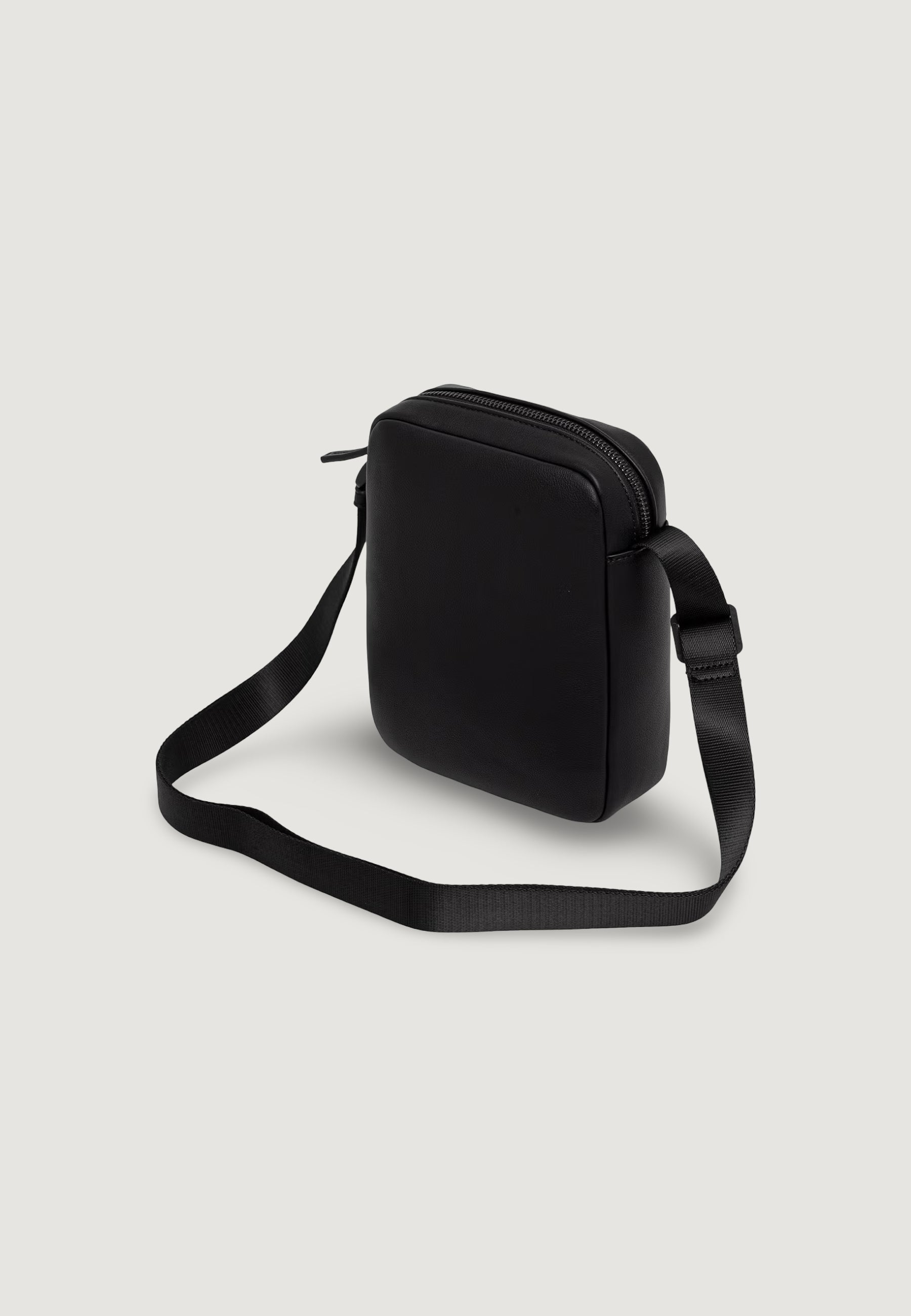 Sling bag Armani Exchange XM003577 AF26662