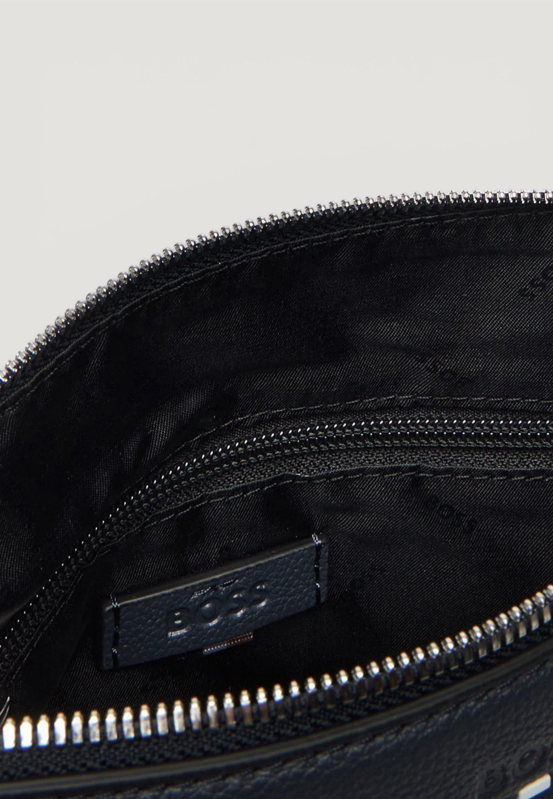 Sling bag Boss Ray_S zip env N. 10263216 01