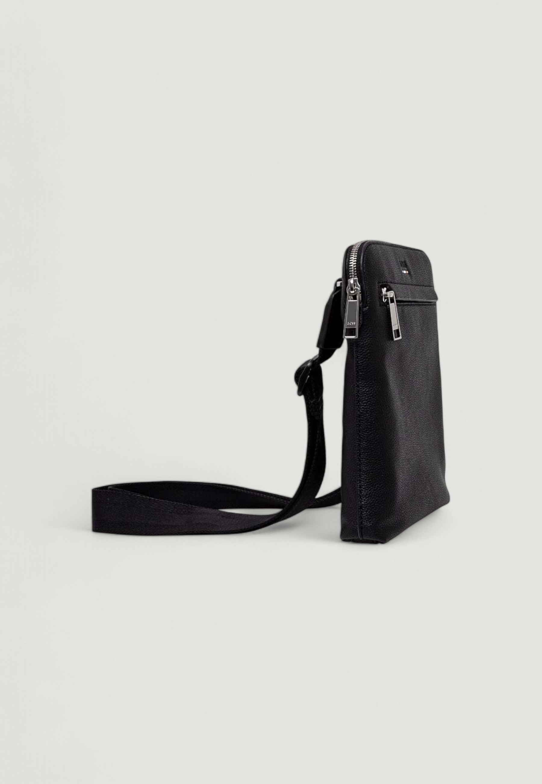 Sling bag Boss Ray_S zip env N. 10263216 01
