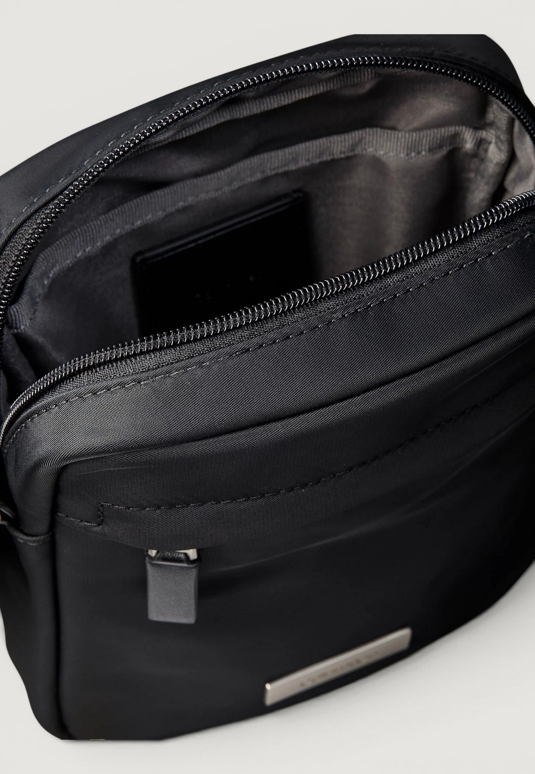 Sling bag Calvin Klein CLEAN REPORTER