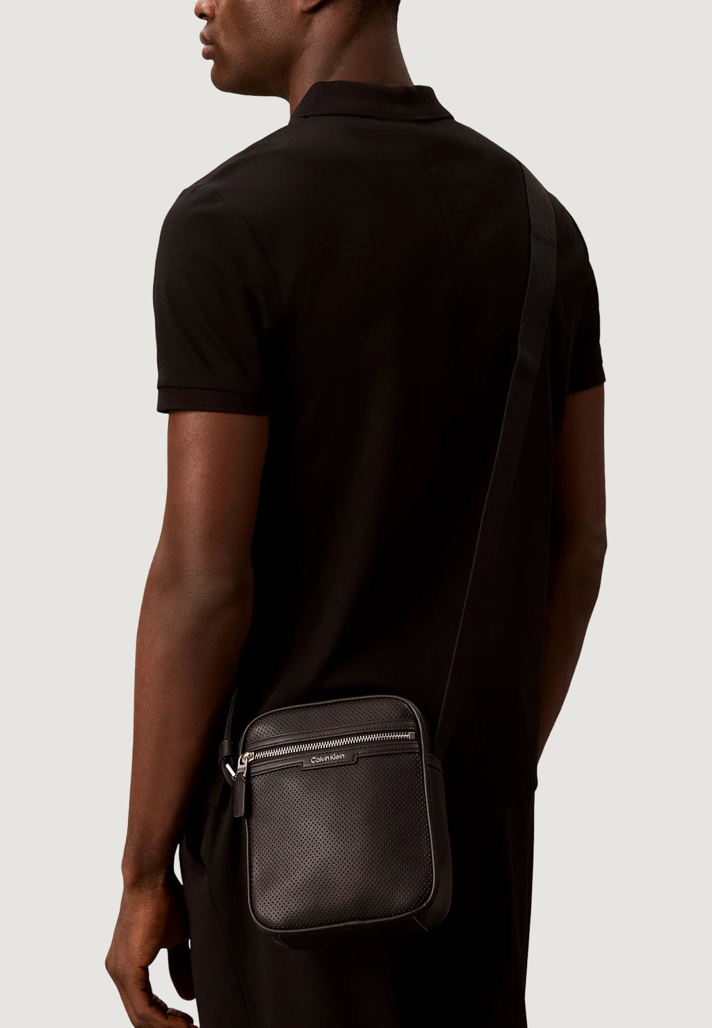 Tracolla Calvin Klein PERFORATED REPORTER