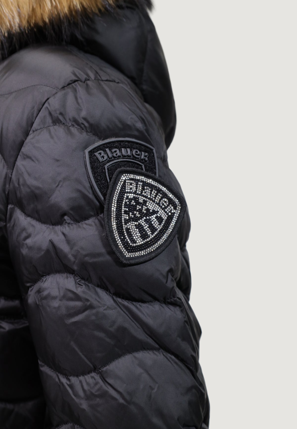 Down jacket Blauer. LYNEL